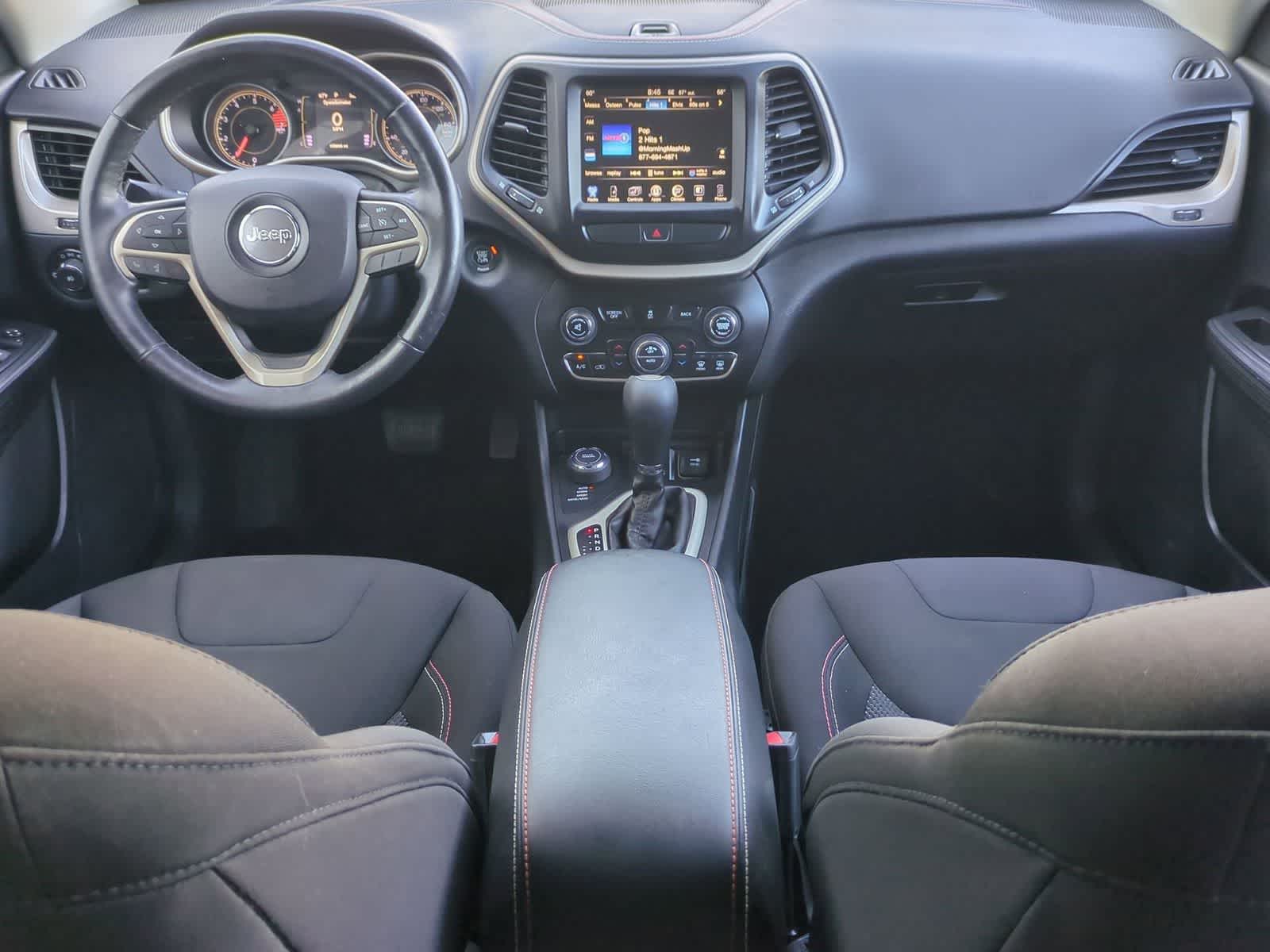 Thumbnail: 2016 Jeep Cherokee - 14
