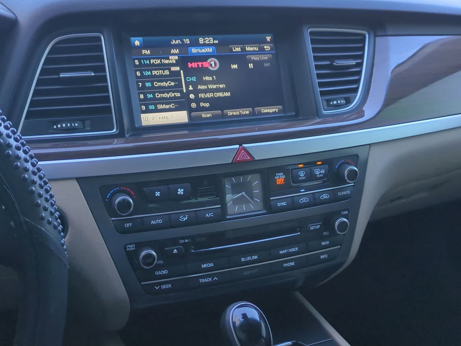 Thumbnail: 2015 Hyundai Genesis - 29