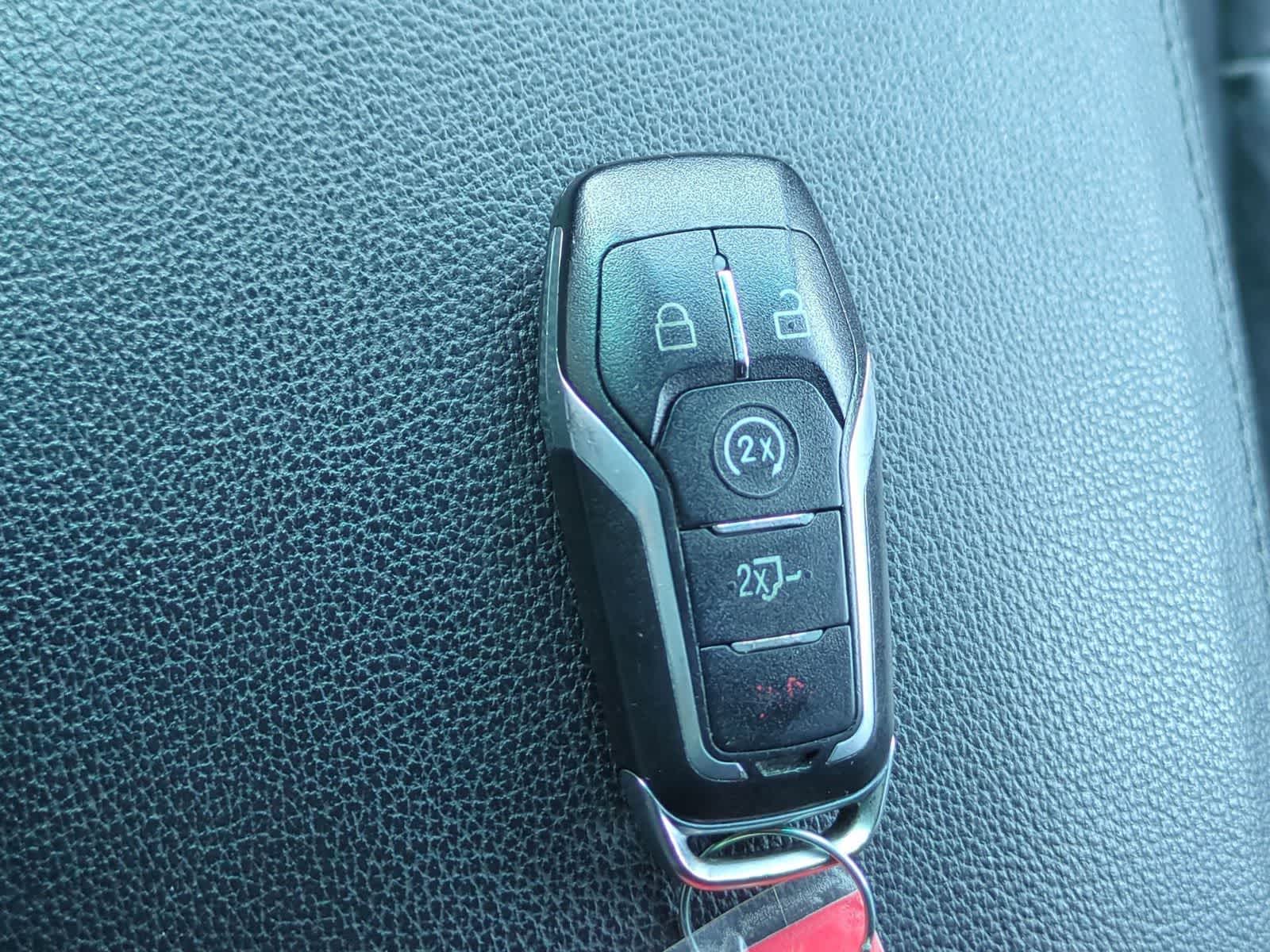 Thumbnail: 2016 Ford Explorer - 38