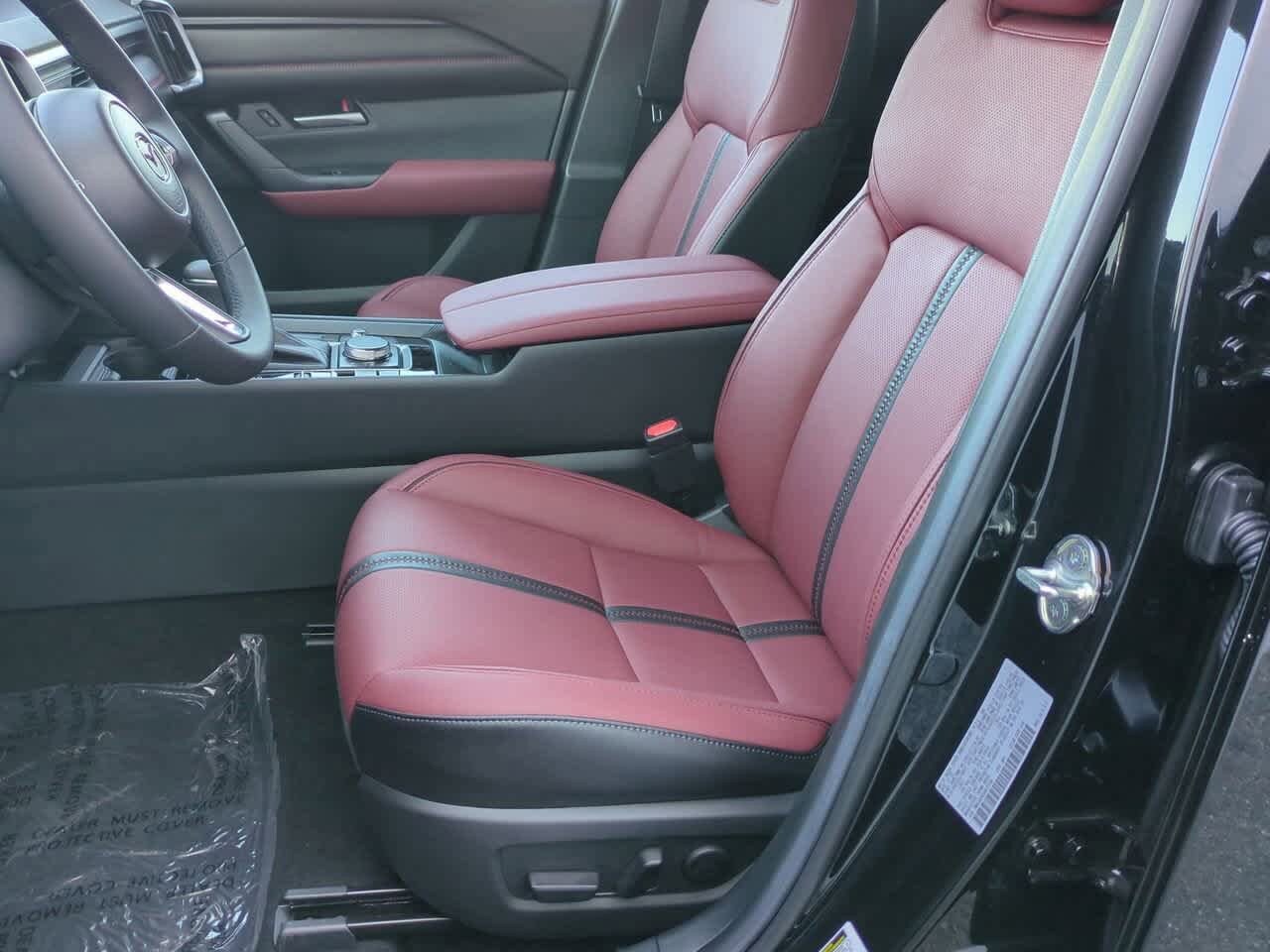 Thumbnail: 2025 Mazda CX-50 - 14