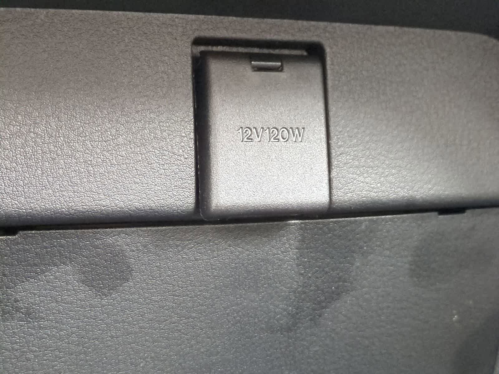 Thumbnail: 2026 Mazda CX-50 - 31