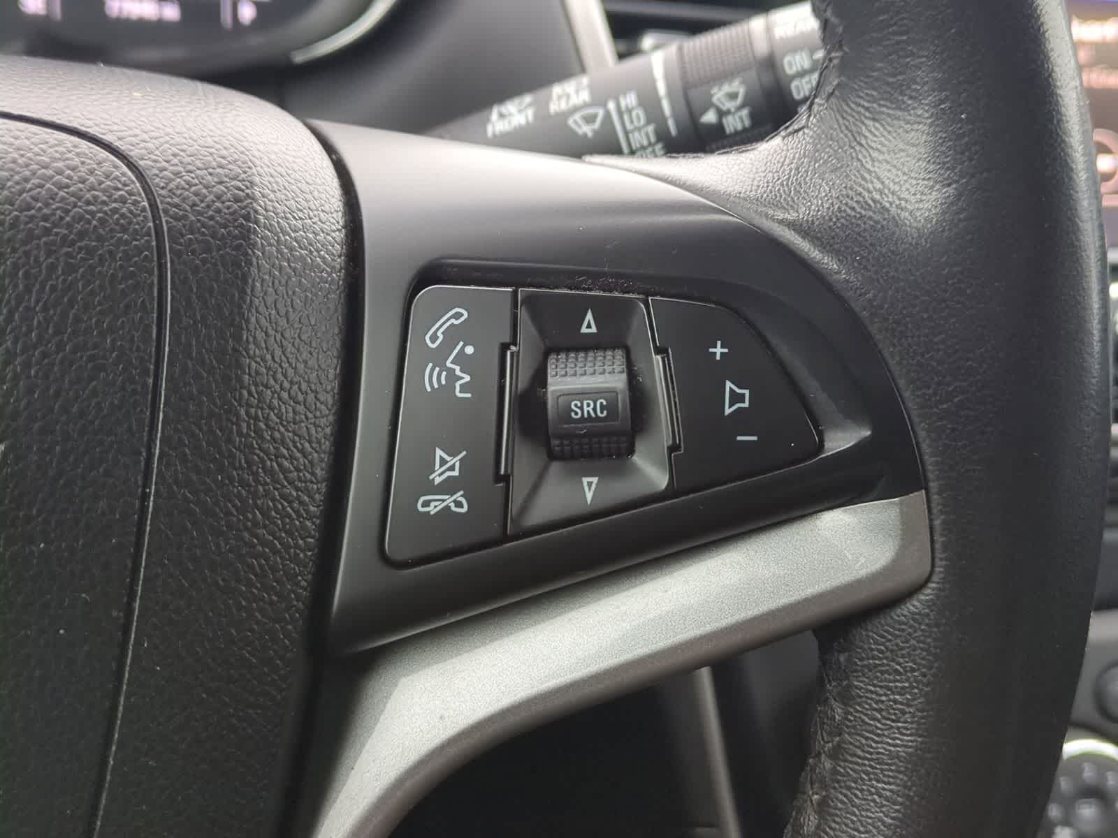 Thumbnail: 2022 Chevrolet Trax - 23