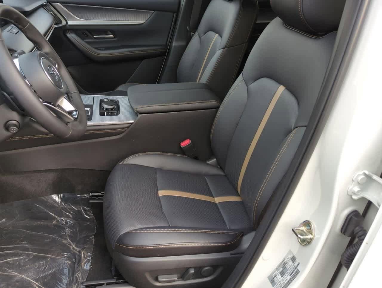 Thumbnail: 2025 Mazda CX-70 - 14