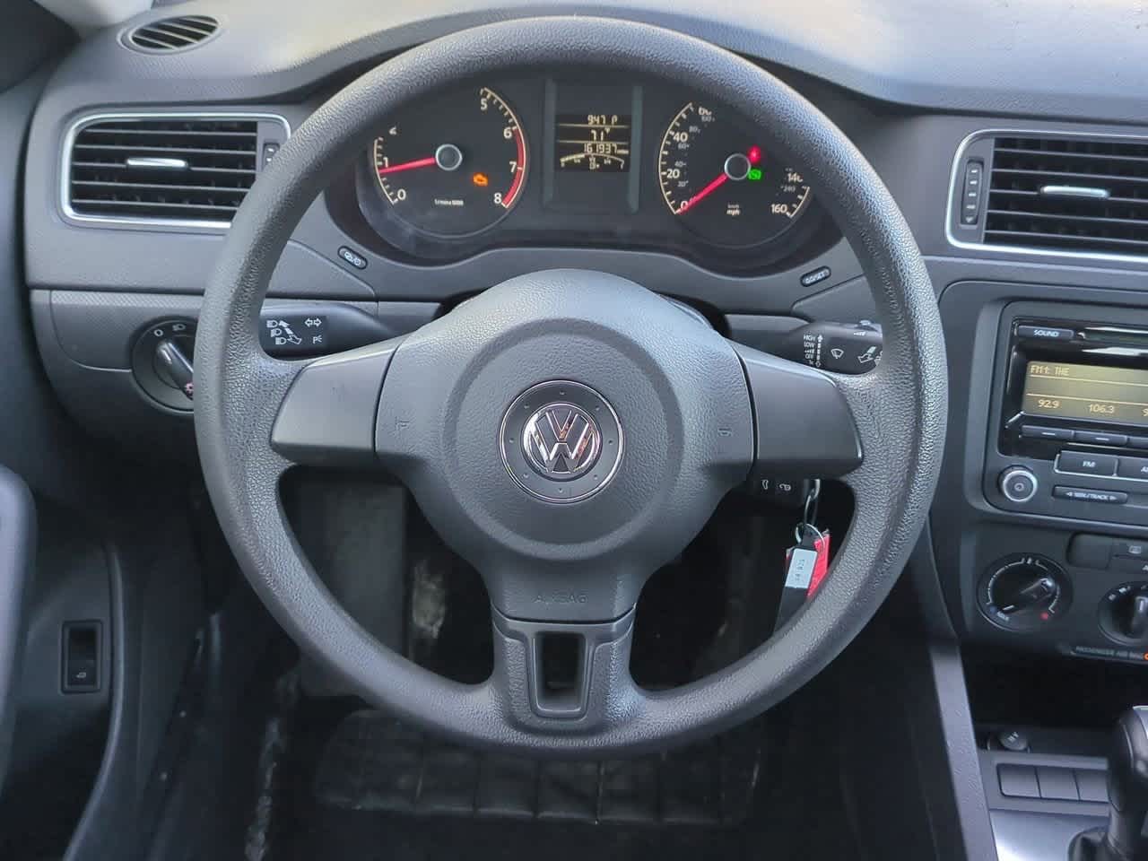 Thumbnail: 2013 Volkswagen Jetta - 20