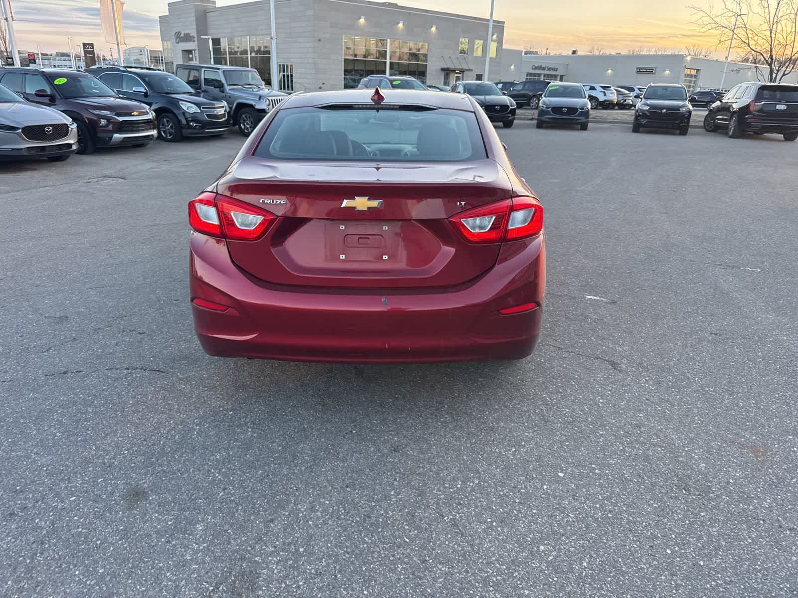 Thumbnail: 2017 Chevrolet Cruze - 6