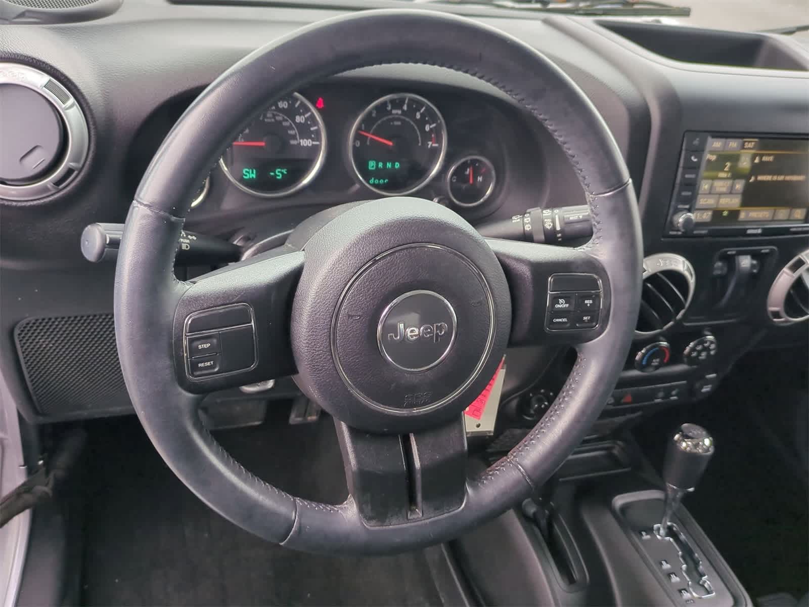 Thumbnail: 2015 Jeep Wrangler - 21