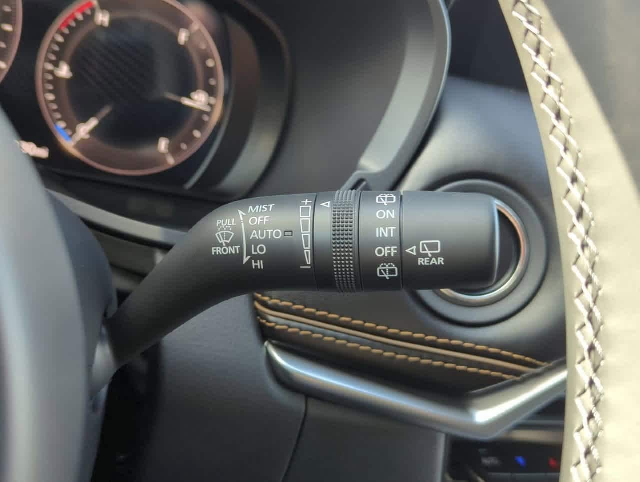 Thumbnail: 2025 Mazda CX-70 - 25