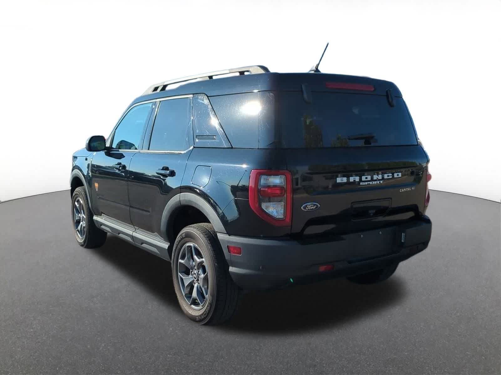 Thumbnail: 2022 Ford Bronco Sport - 4