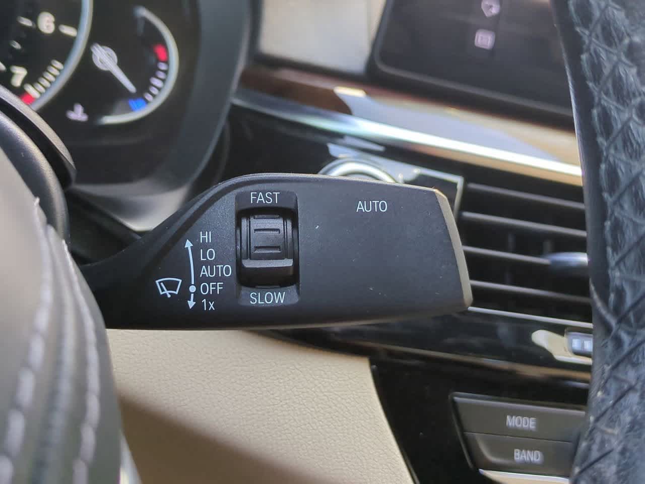 Thumbnail: 2018 BMW 5 Series - 25