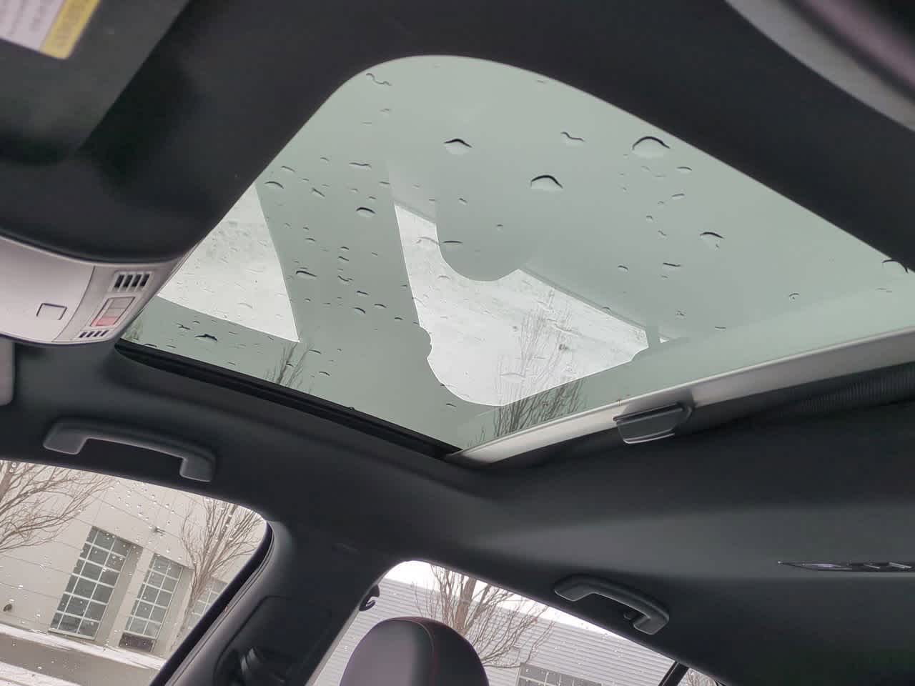 Thumbnail: 2016 Volkswagen Golf - 18