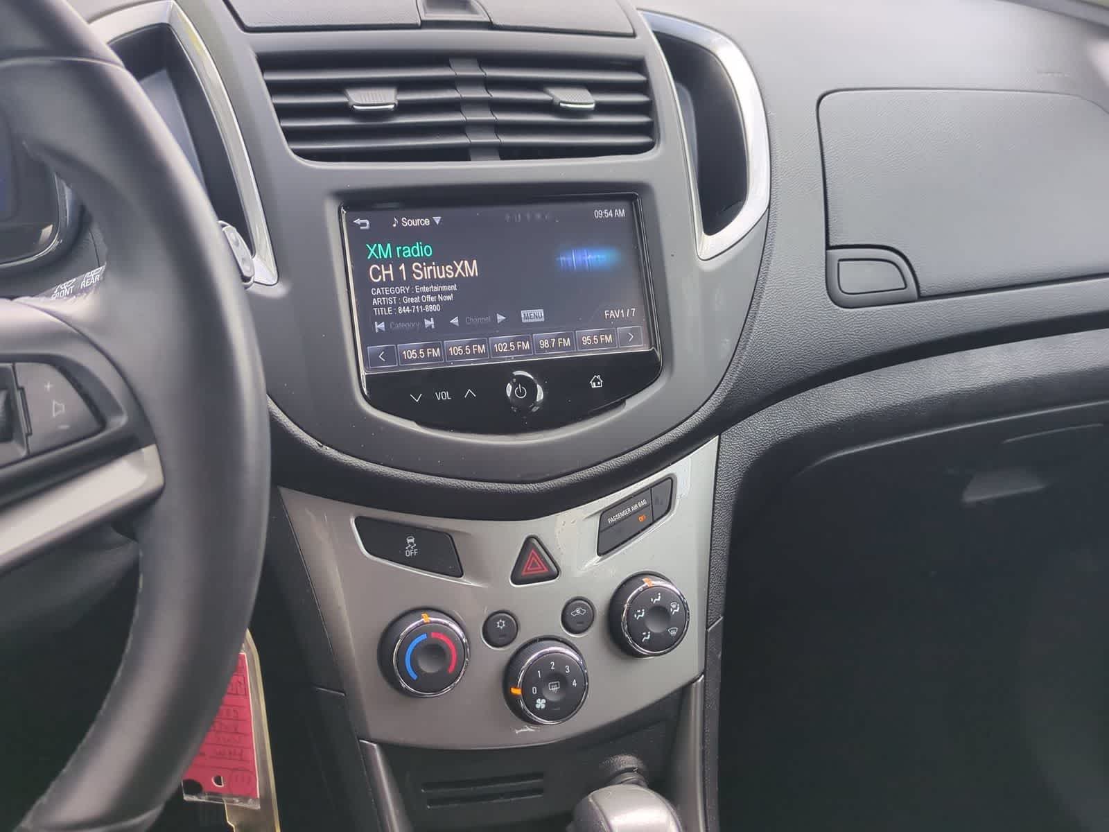 Thumbnail: 2016 Chevrolet Trax - 26