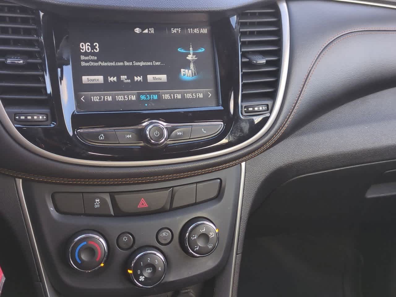 Thumbnail: 2017 Chevrolet Trax - 26