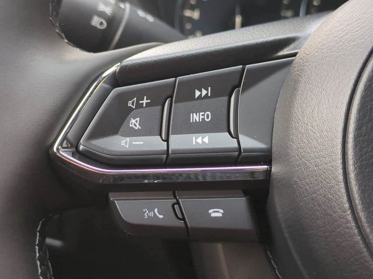 Thumbnail: 2025 Mazda CX-5 - 23