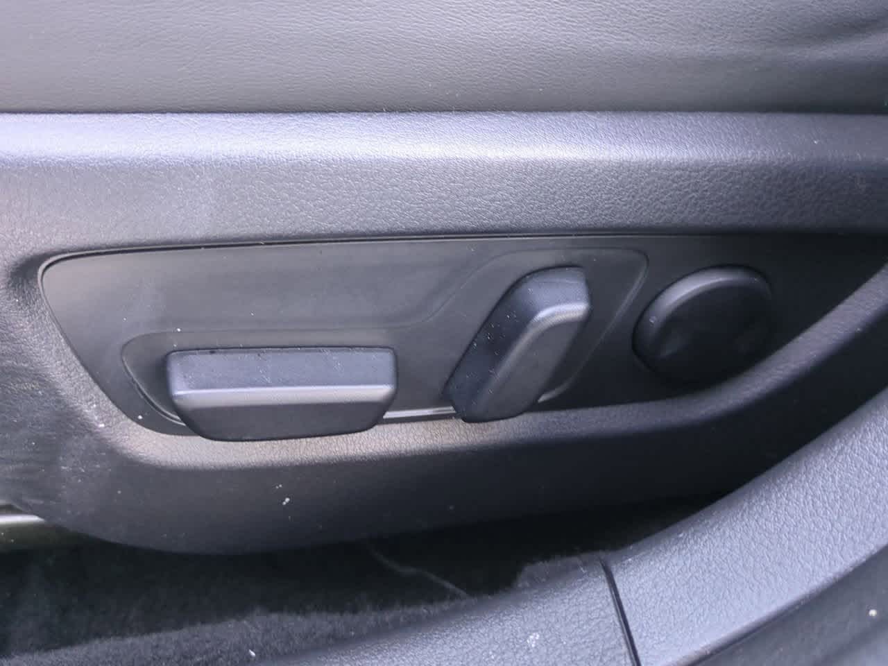 Thumbnail: 2023 Mazda CX-30 - 16