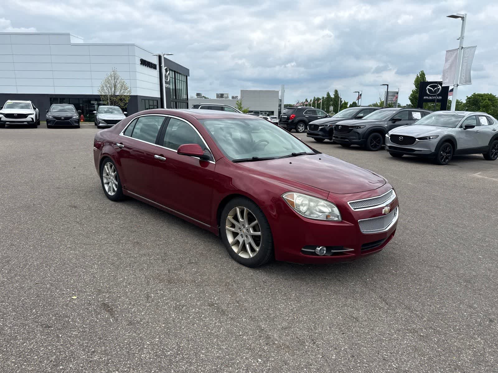 Thumbnail: 2010 Chevrolet Malibu - 3
