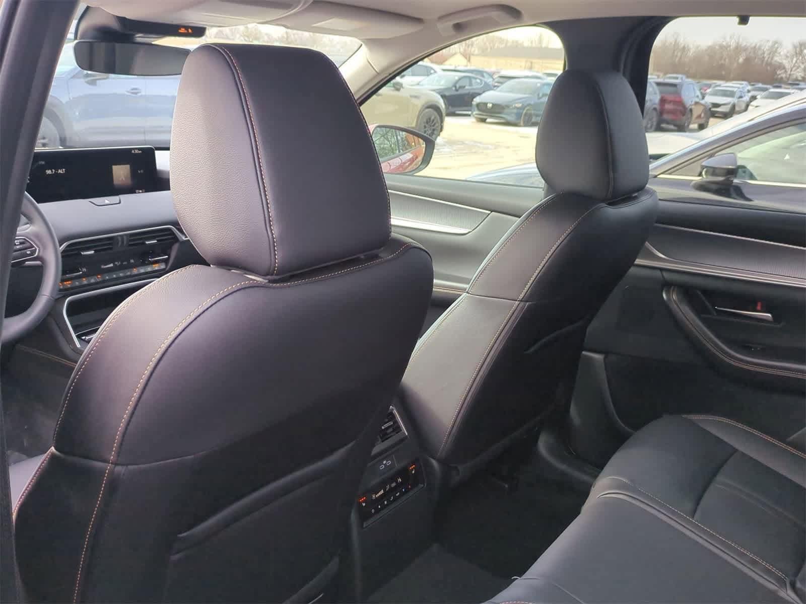 Thumbnail: 2026 Mazda CX-90 - 17