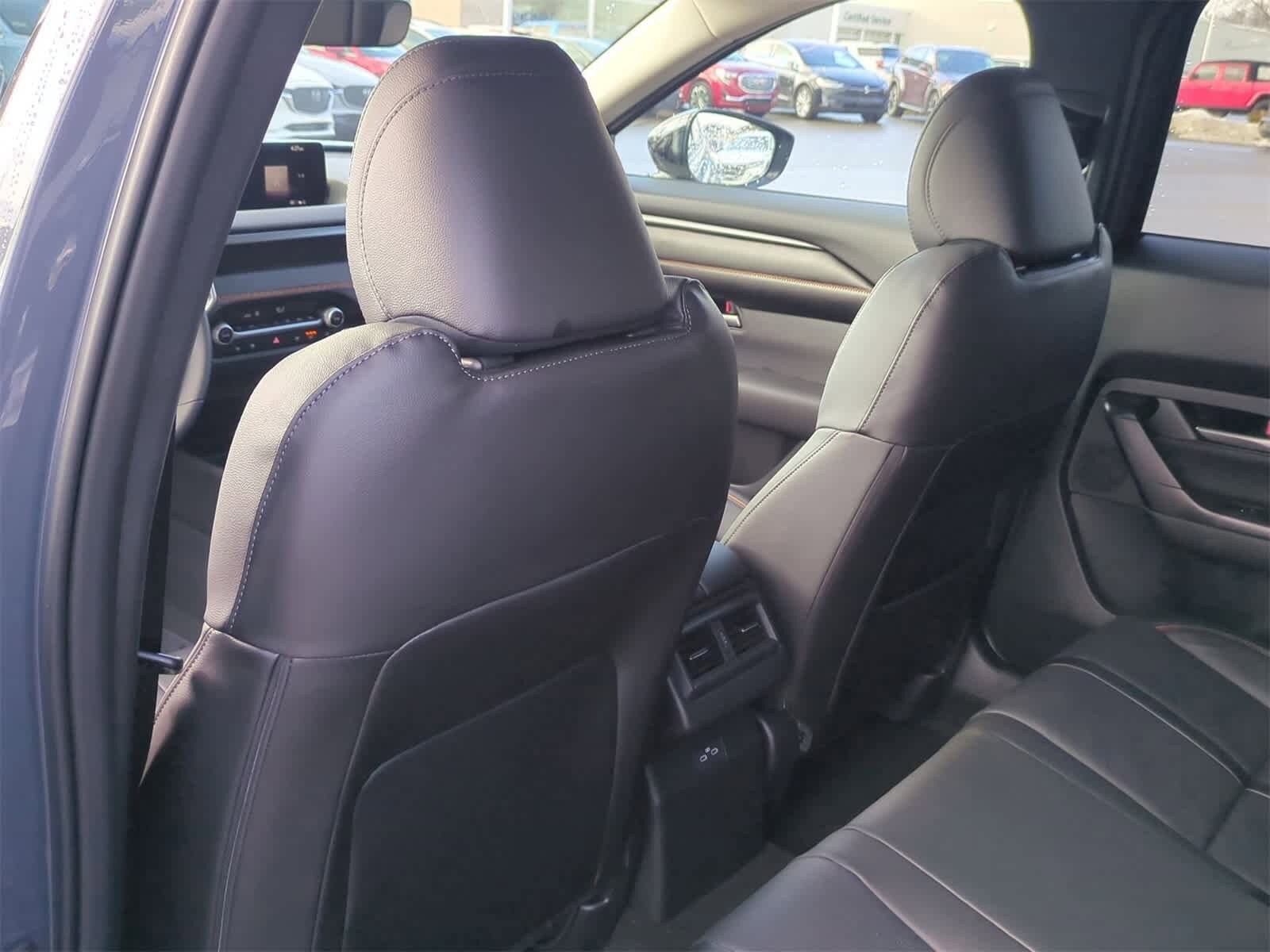 Thumbnail: 2026 Mazda CX-50 - 17