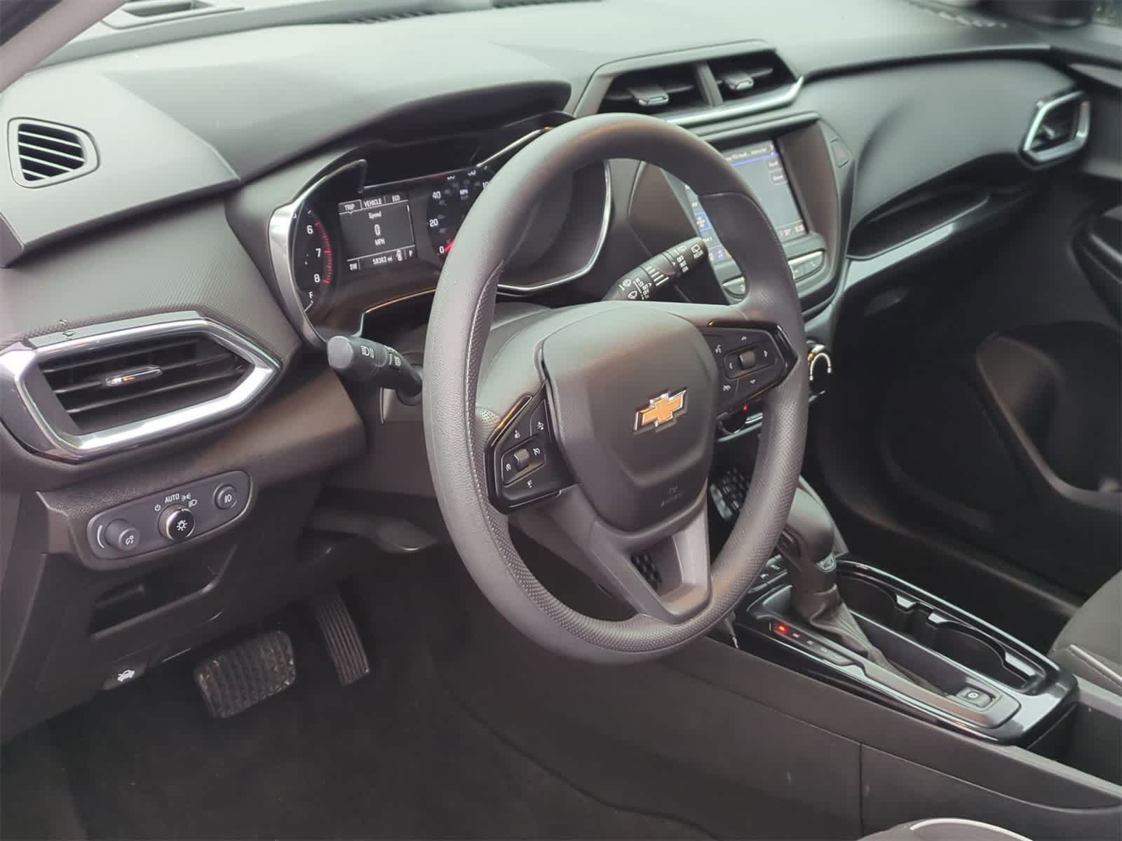 Thumbnail: 2022 Chevrolet TrailBlazer - 2