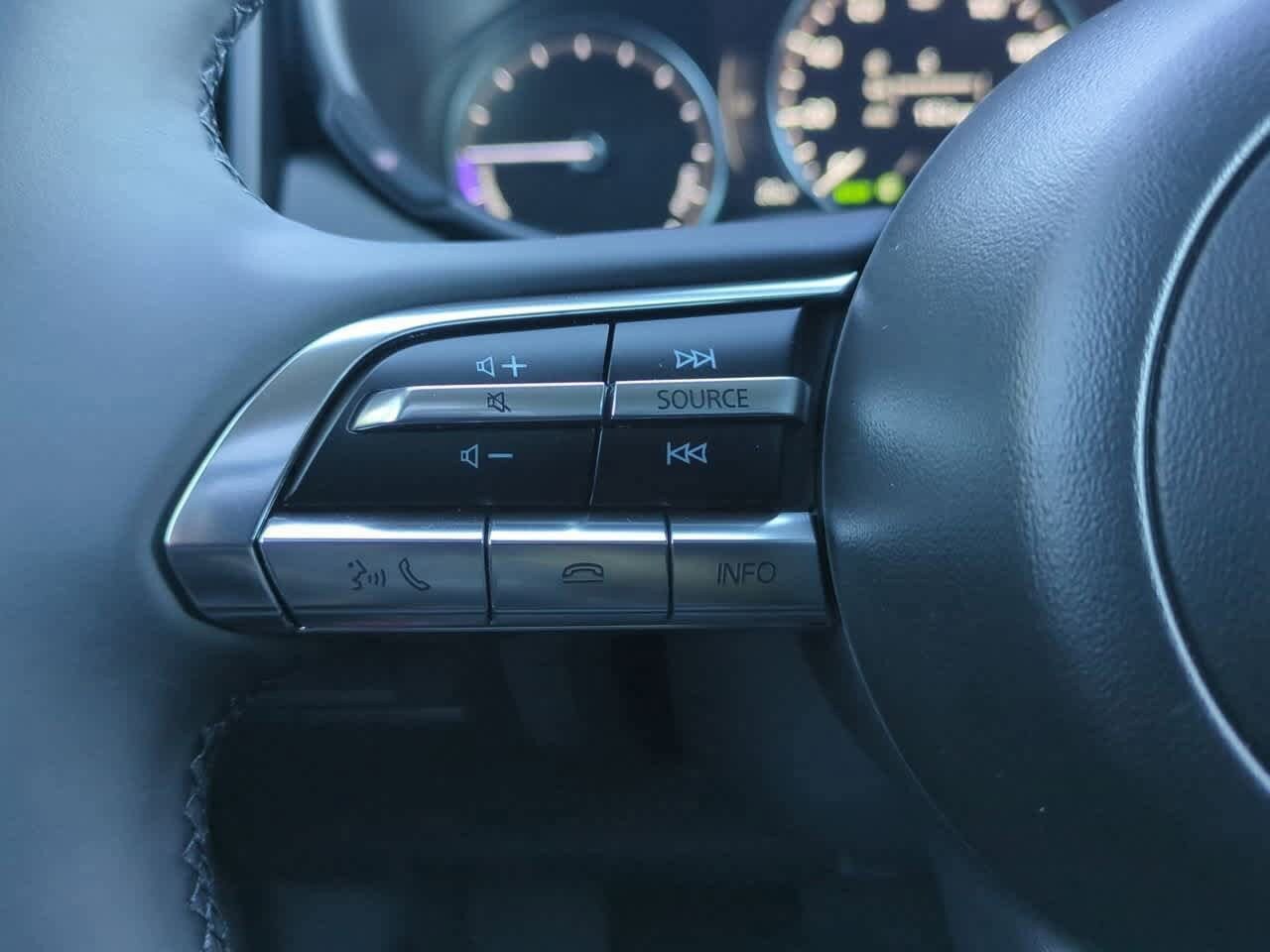 Thumbnail: 2025 Mazda CX-50 - 21