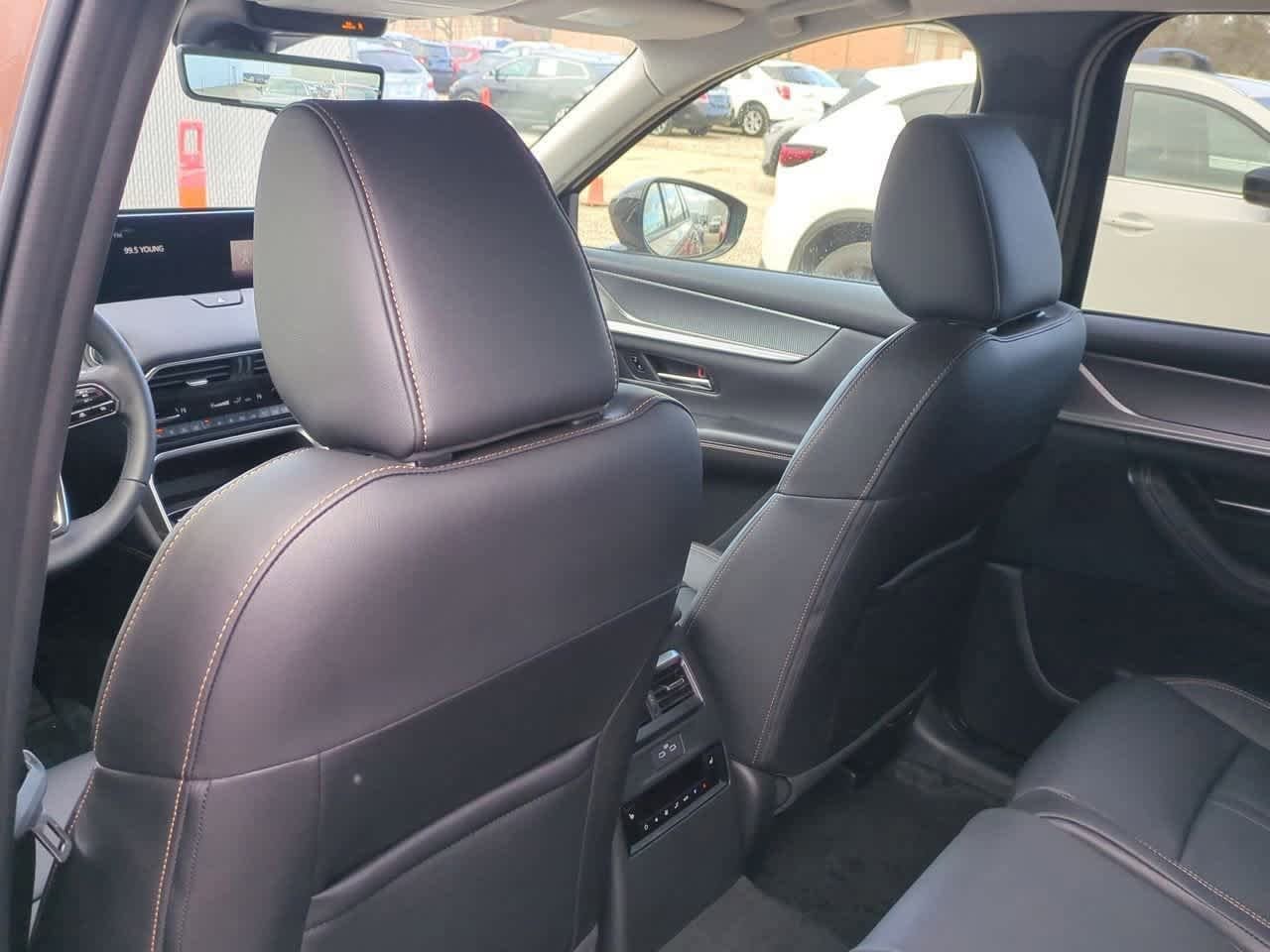 Thumbnail: 2026 Mazda CX-70 - 17