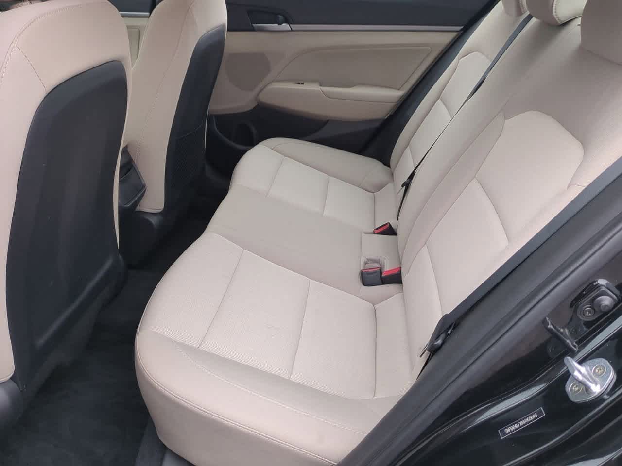 Thumbnail: 2017 Hyundai Elantra - 19