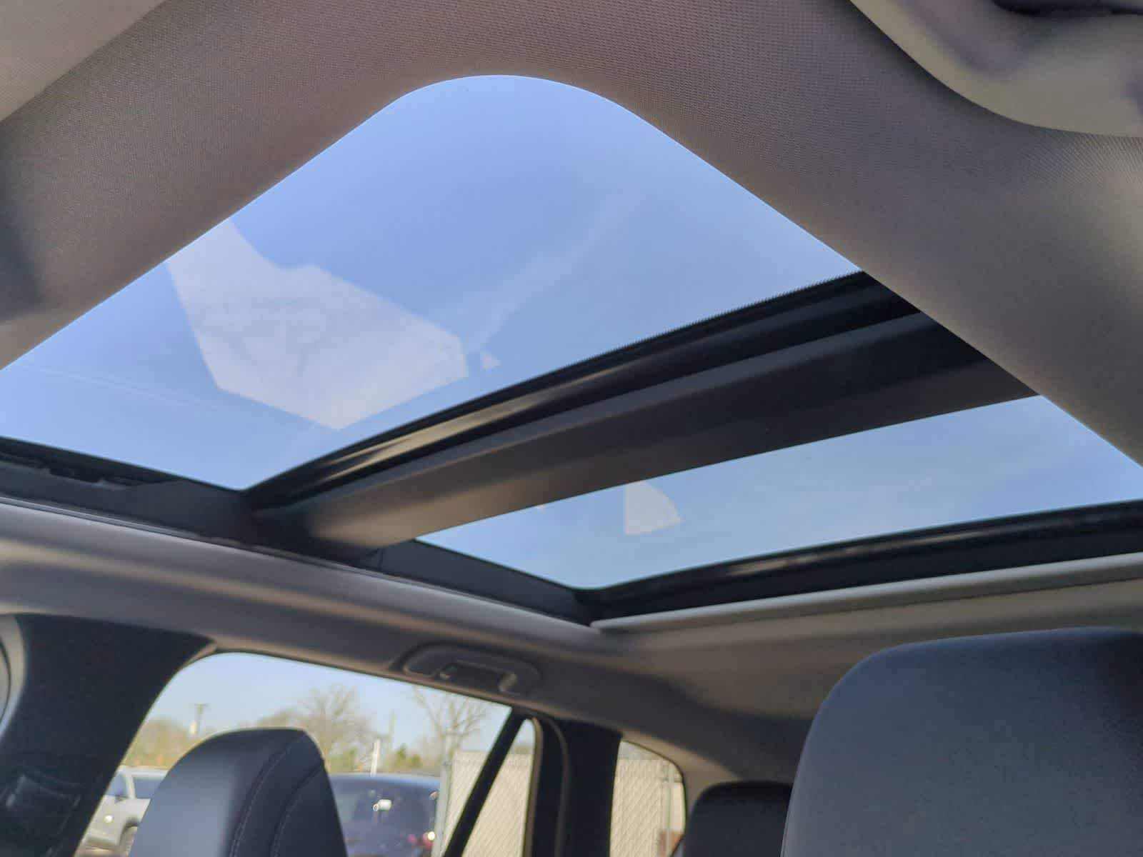 Thumbnail: 2026 Mazda CX-50 - 18