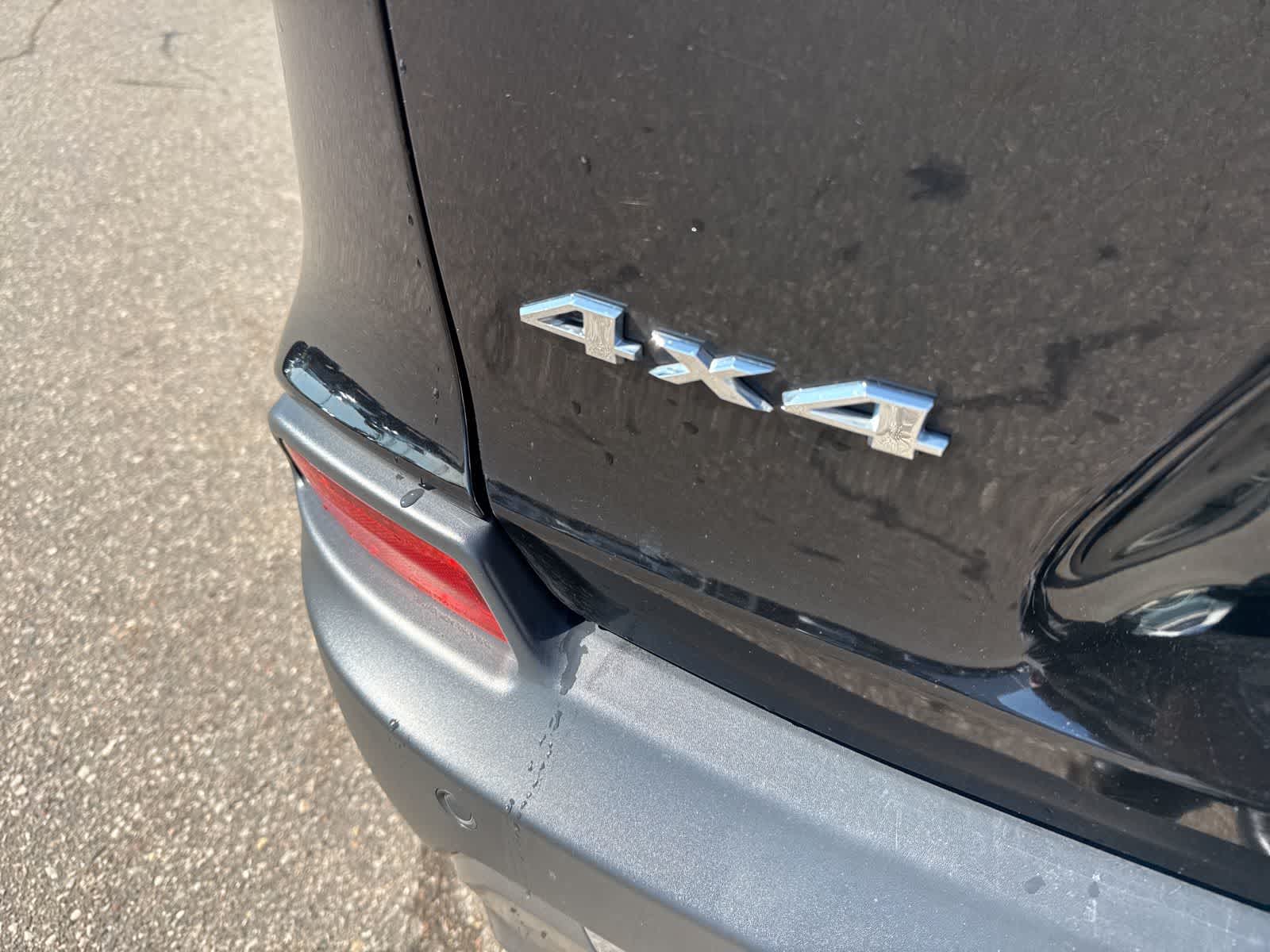 Thumbnail: 2019 Jeep Cherokee - 18