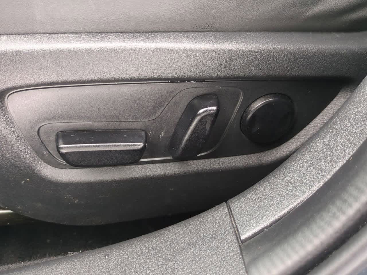 Thumbnail: 2023 Mazda CX-30 - 15