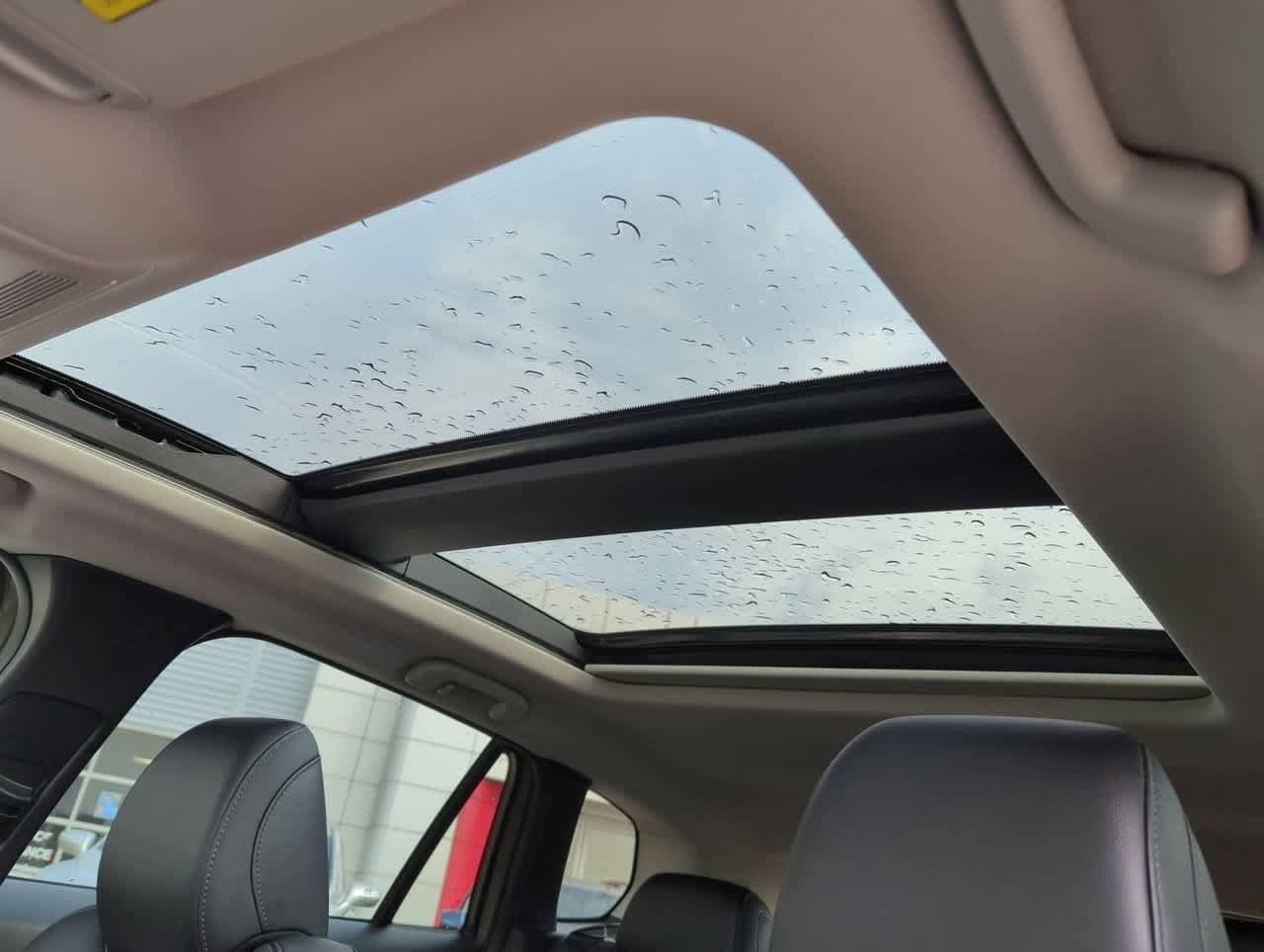 Thumbnail: 2025 Mazda CX-50 - 17