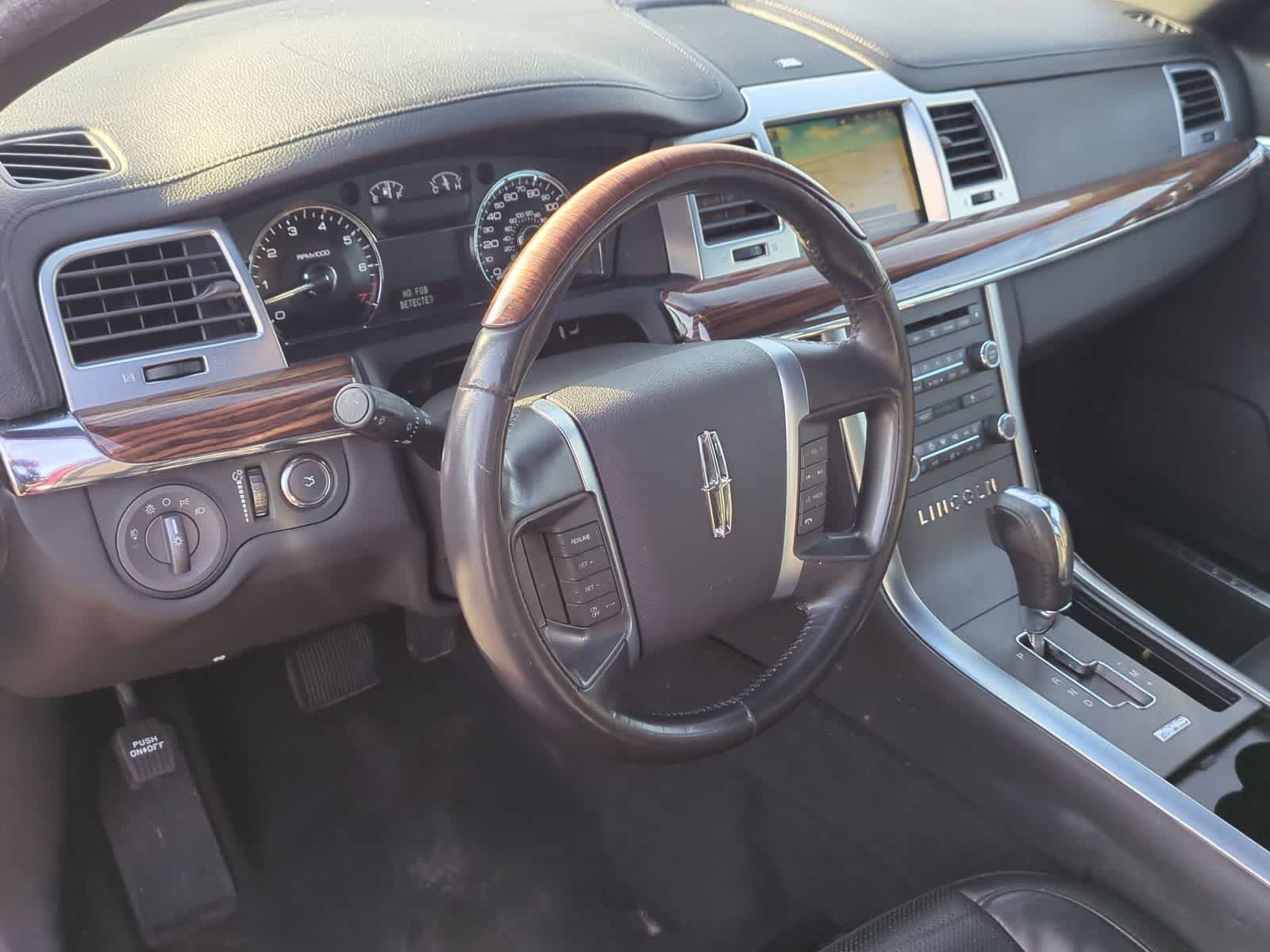 Thumbnail: 2009 Lincoln MKS - 2