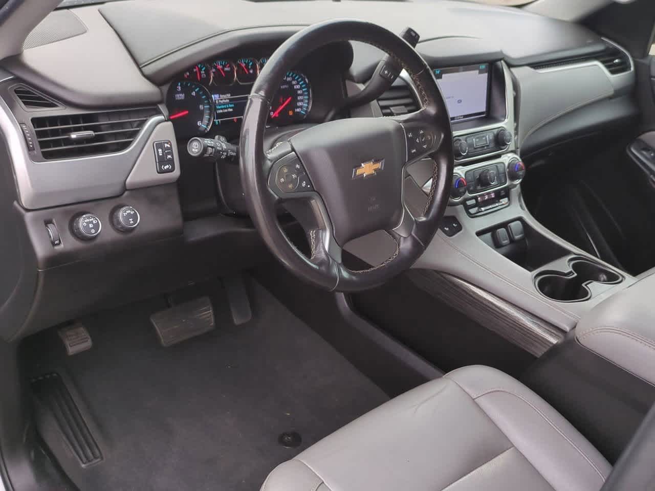Thumbnail: 2019 Chevrolet Suburban - 2