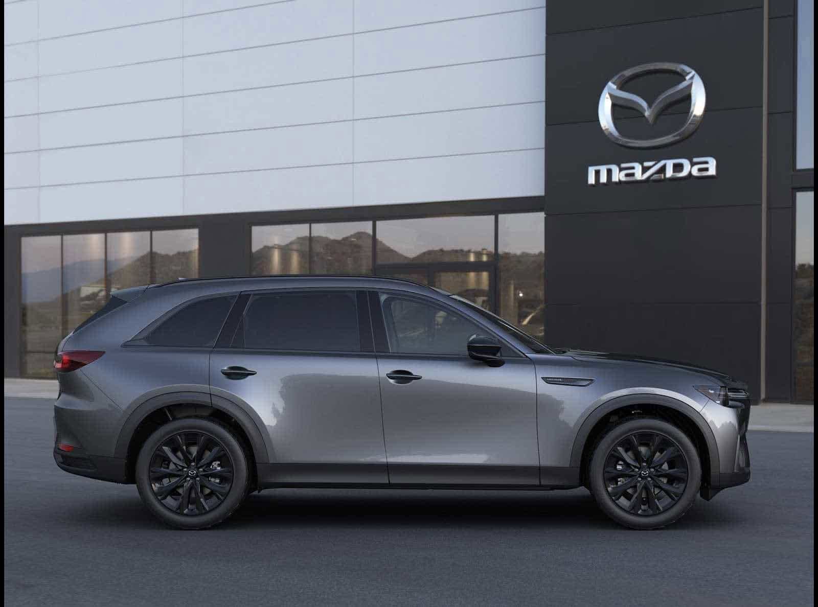 Thumbnail: 2026 Mazda CX-90 - 4