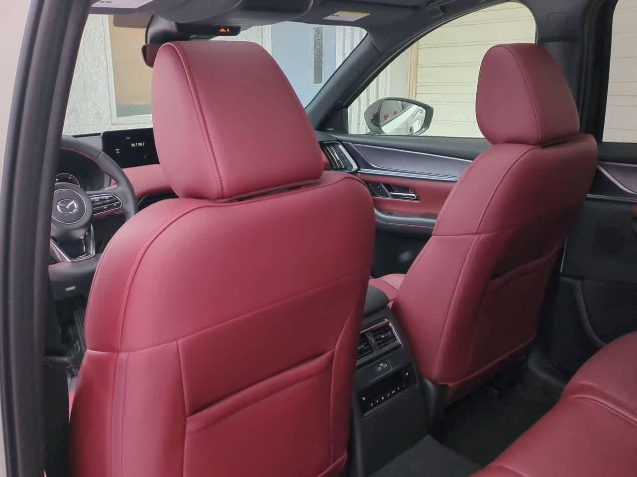 Thumbnail: 2026 Mazda CX-70 - 17