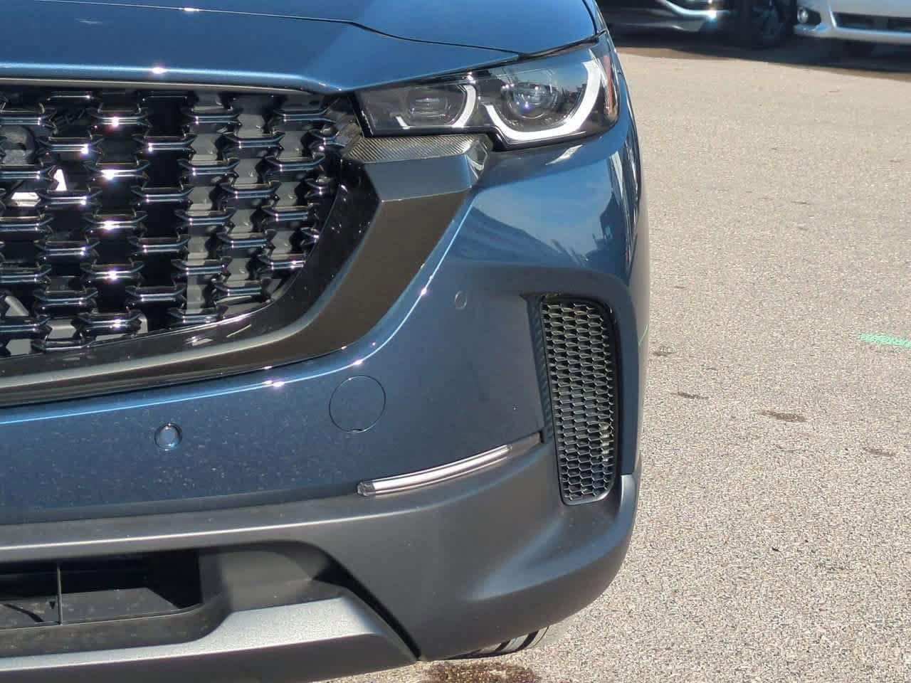 Thumbnail: 2026 Mazda CX-50 - 10