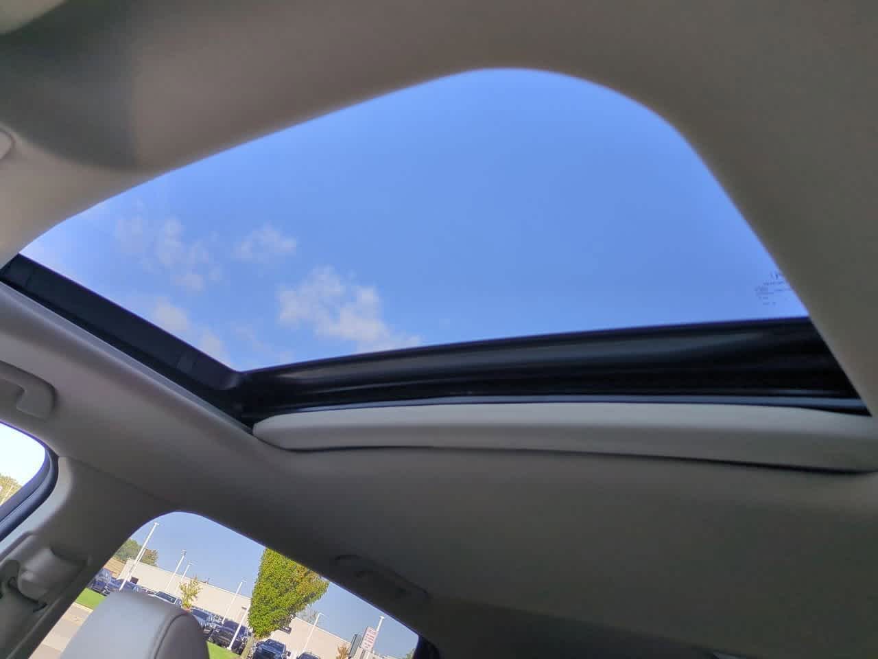 Thumbnail: 2016 Acura MDX - 17