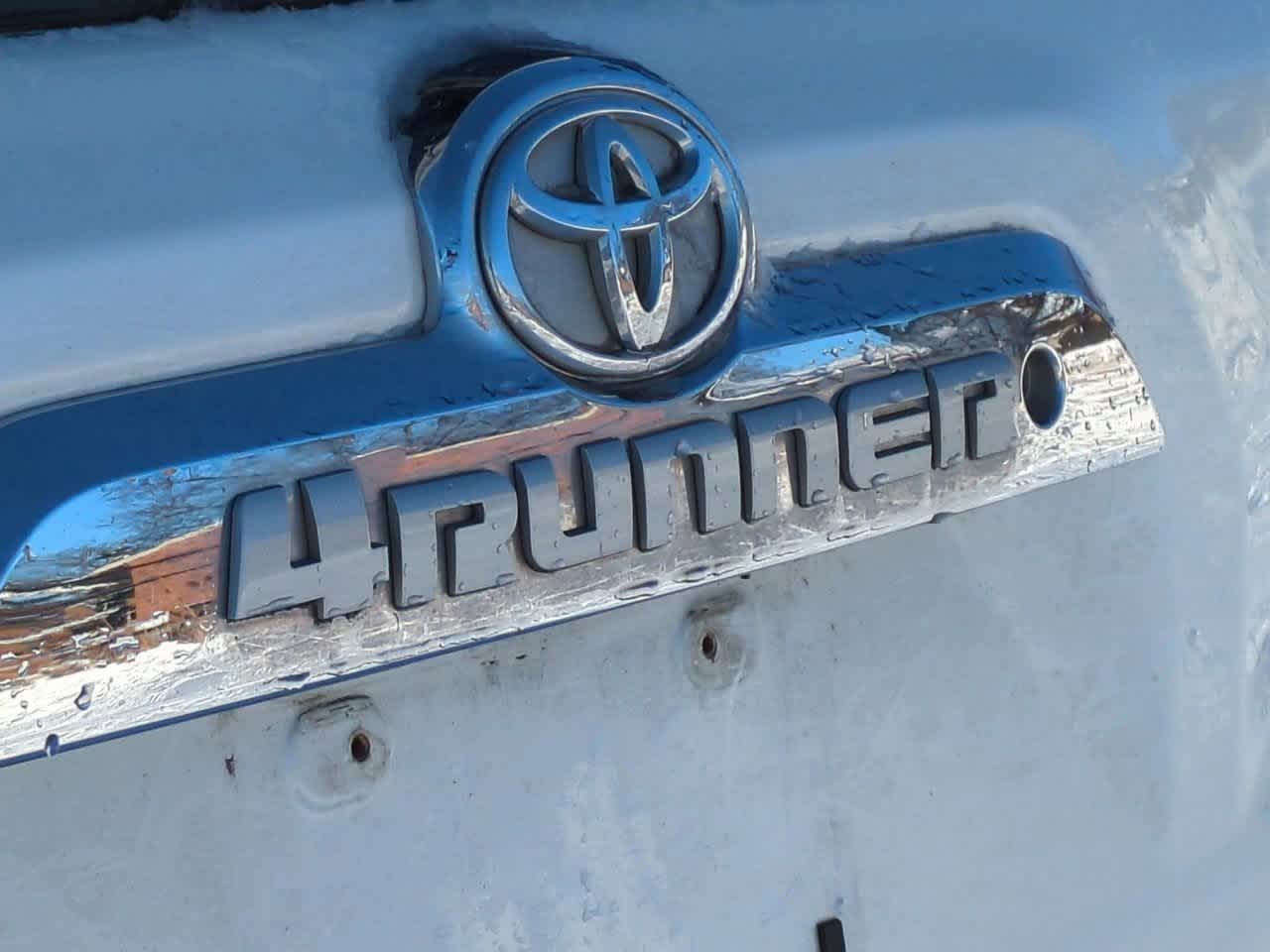 Thumbnail: 2013 Toyota 4Runner - 12