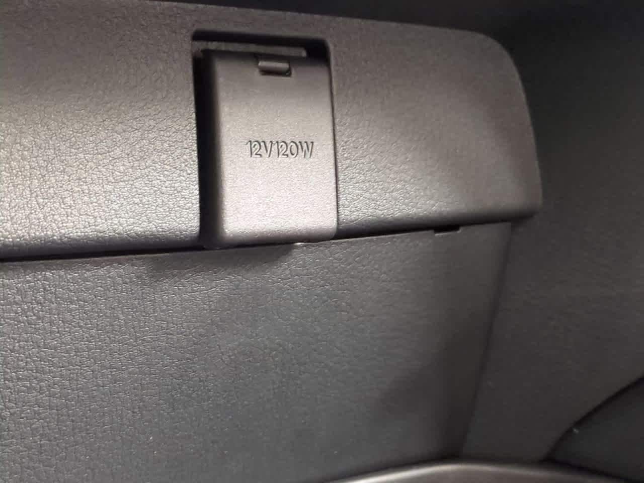 Thumbnail: 2026 Mazda CX-50 - 31