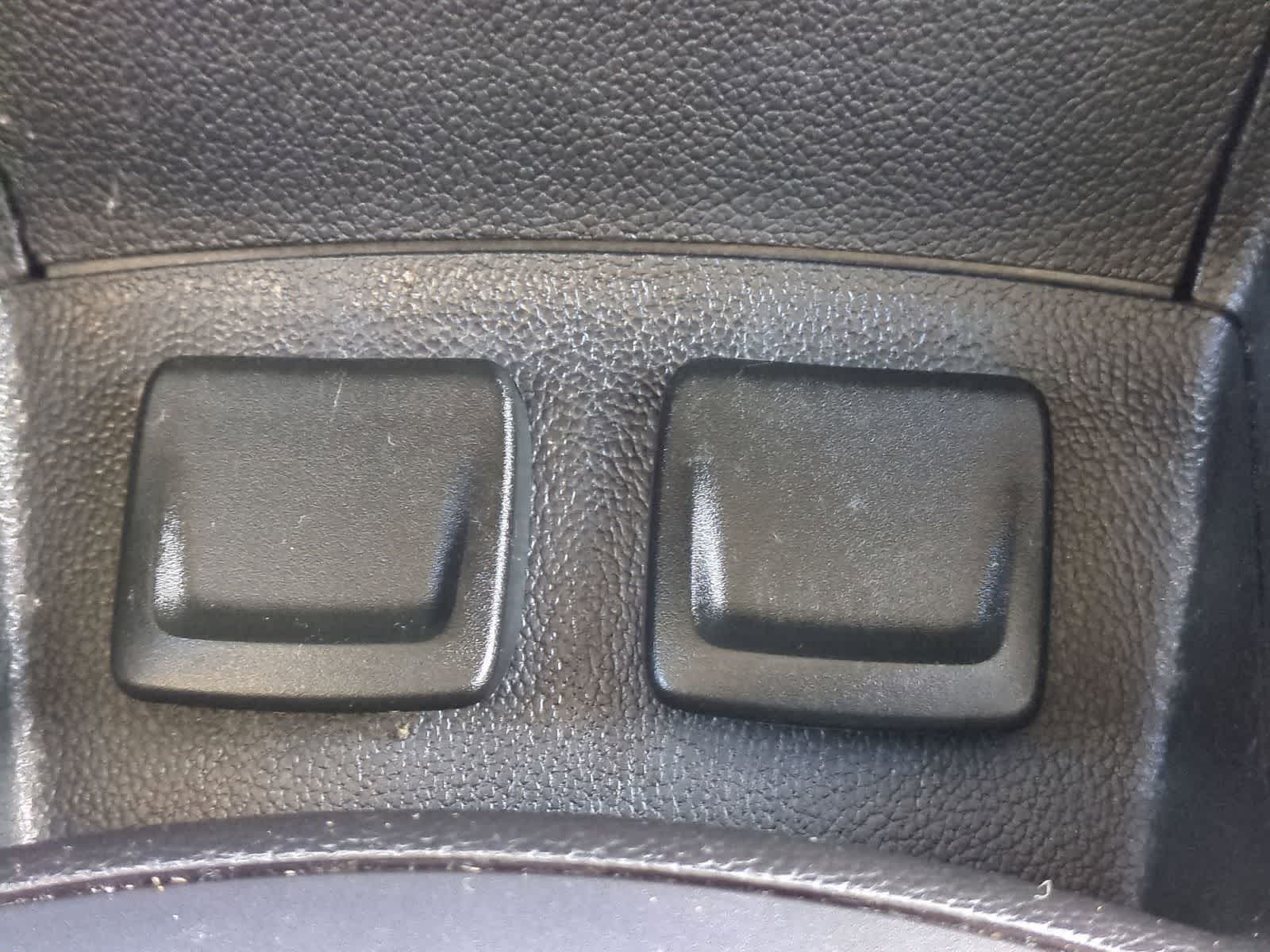 Thumbnail: 2017 Chevrolet Cruze - 31