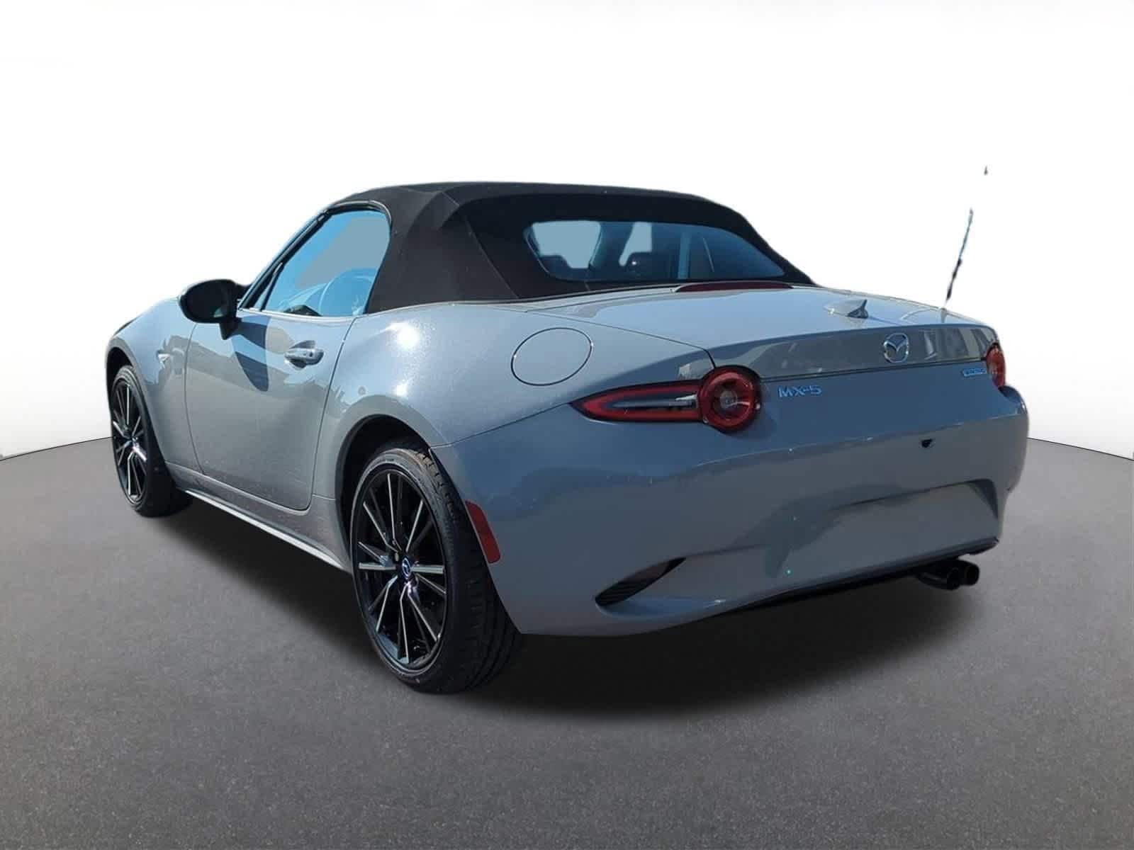 Thumbnail: 2025 Mazda MX-5 Miata - 4