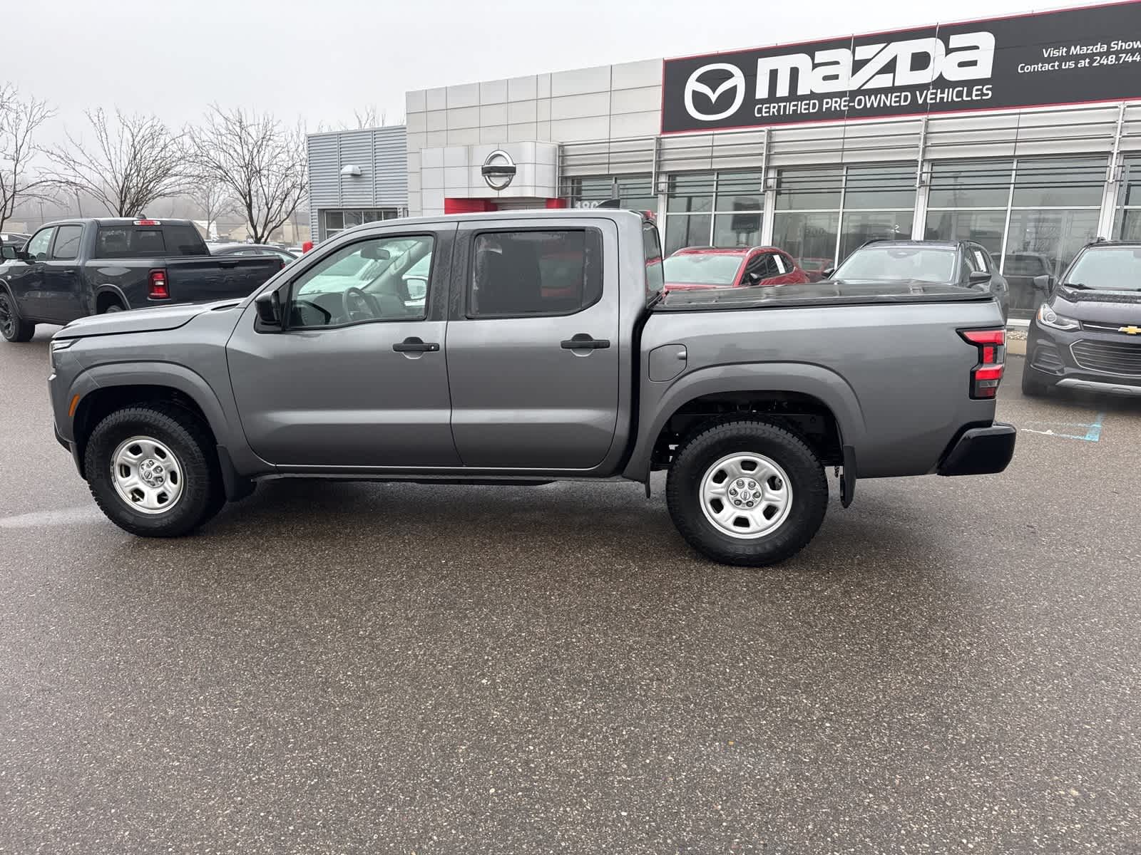 Thumbnail: 2022 Nissan Frontier - 8