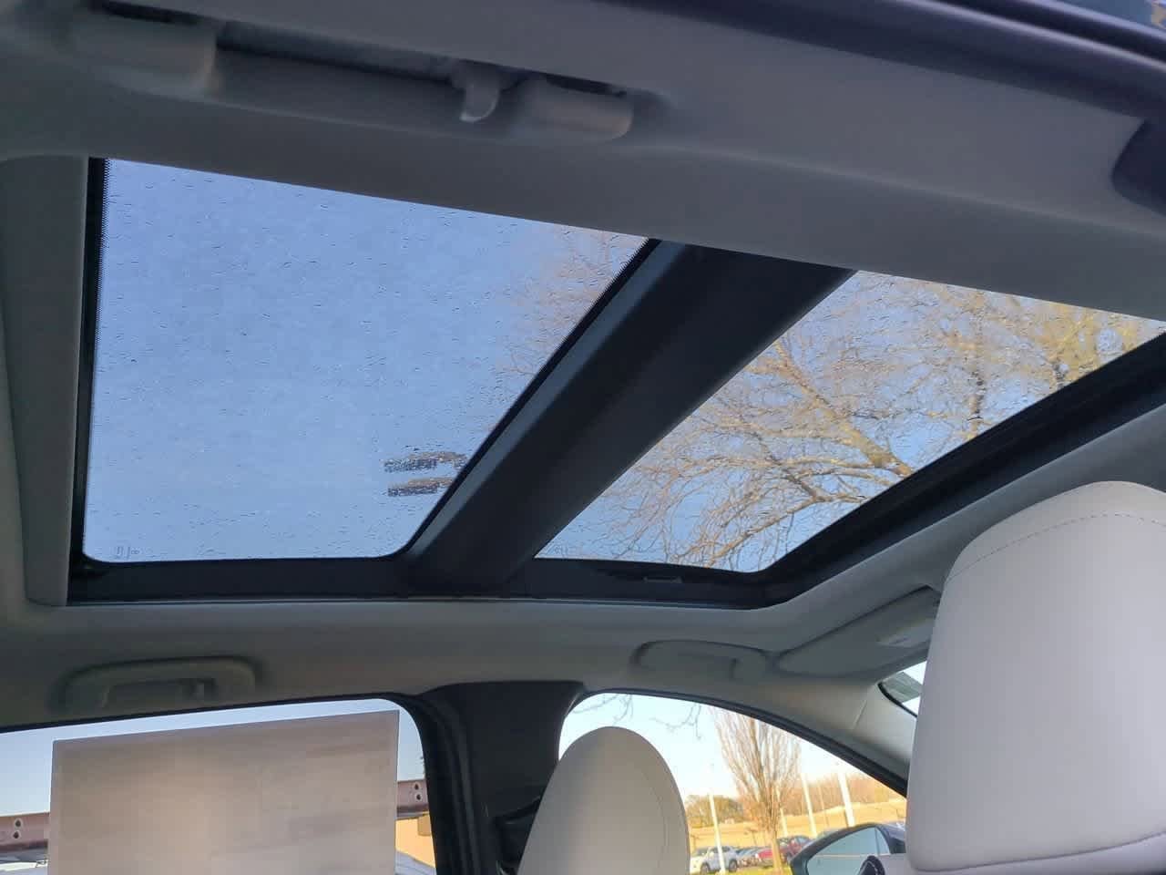 Thumbnail: 2026 Mazda CX-50 - 21