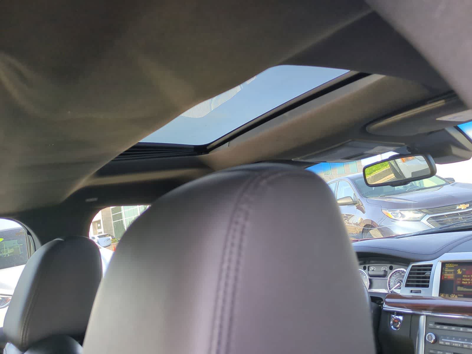 Thumbnail: 2009 Lincoln MKS - 21