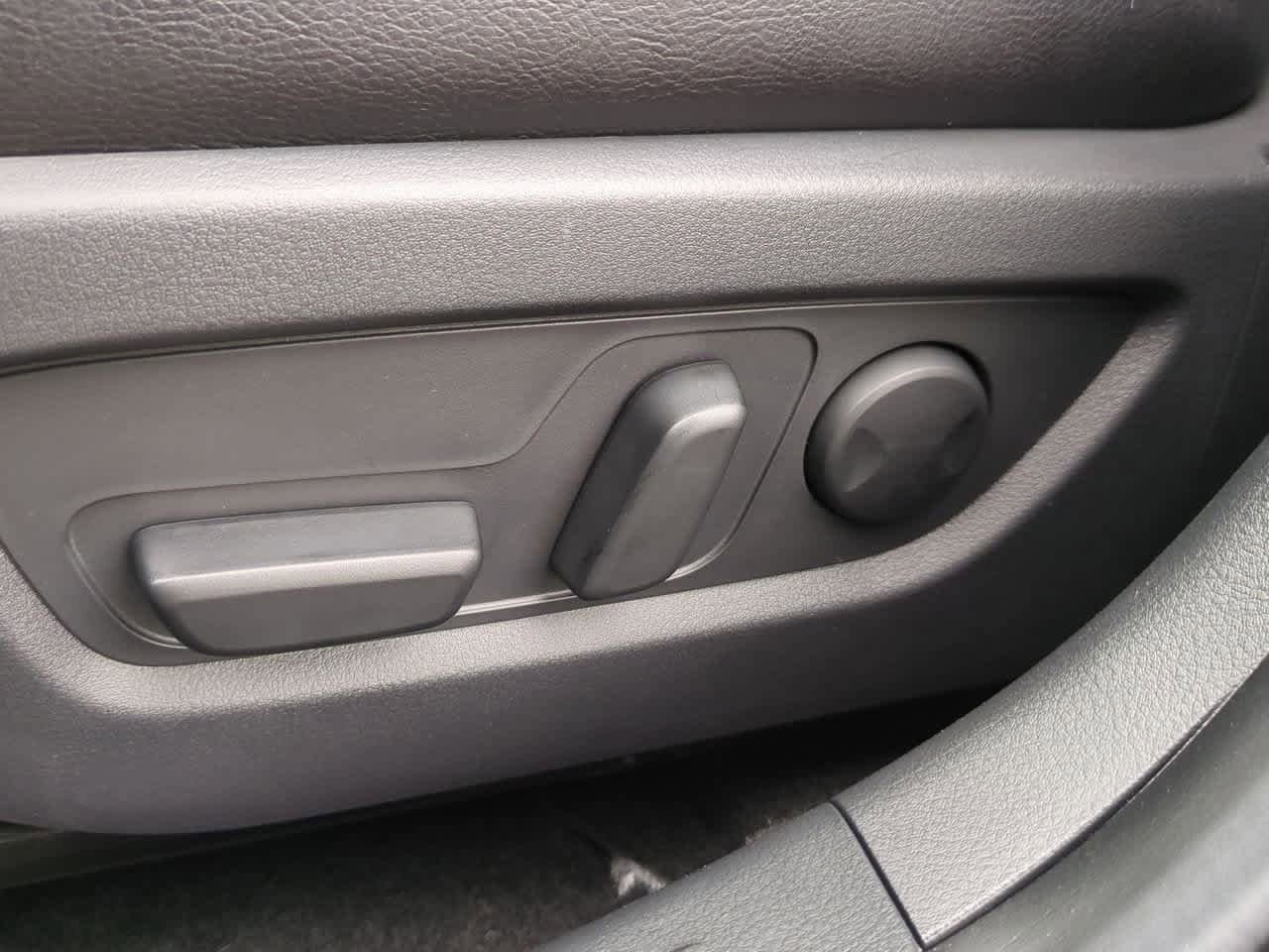 Thumbnail: 2026 Mazda CX-50 - 15