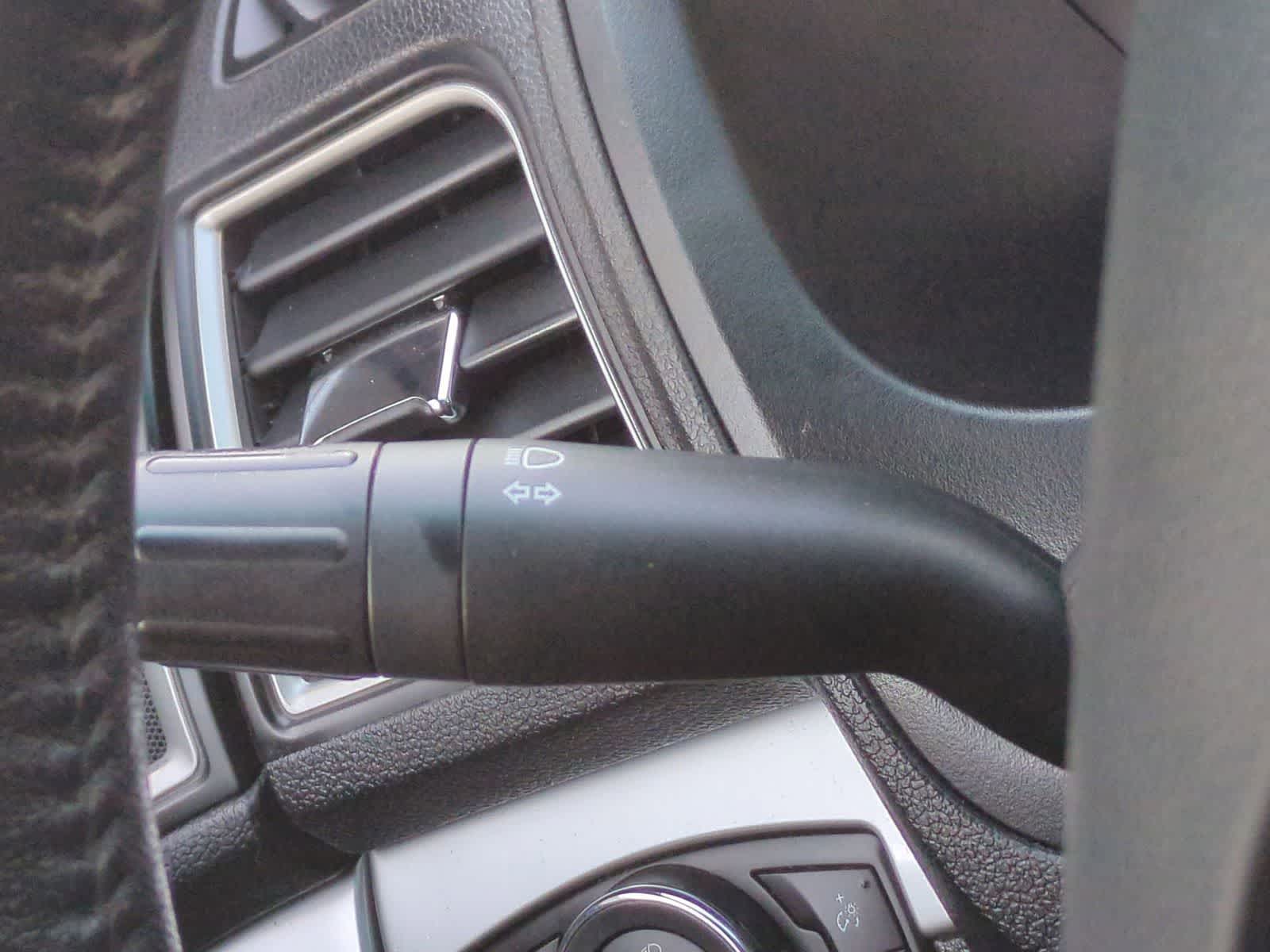 Thumbnail: 2016 Ford Explorer - 30