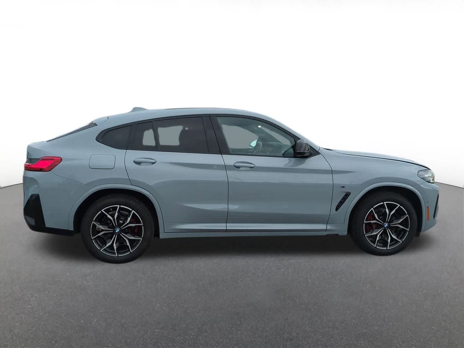 Thumbnail: 2024 BMW X4 - 7