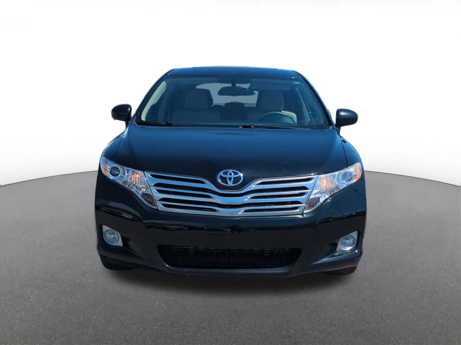 Thumbnail: 2011 Toyota Venza - 9