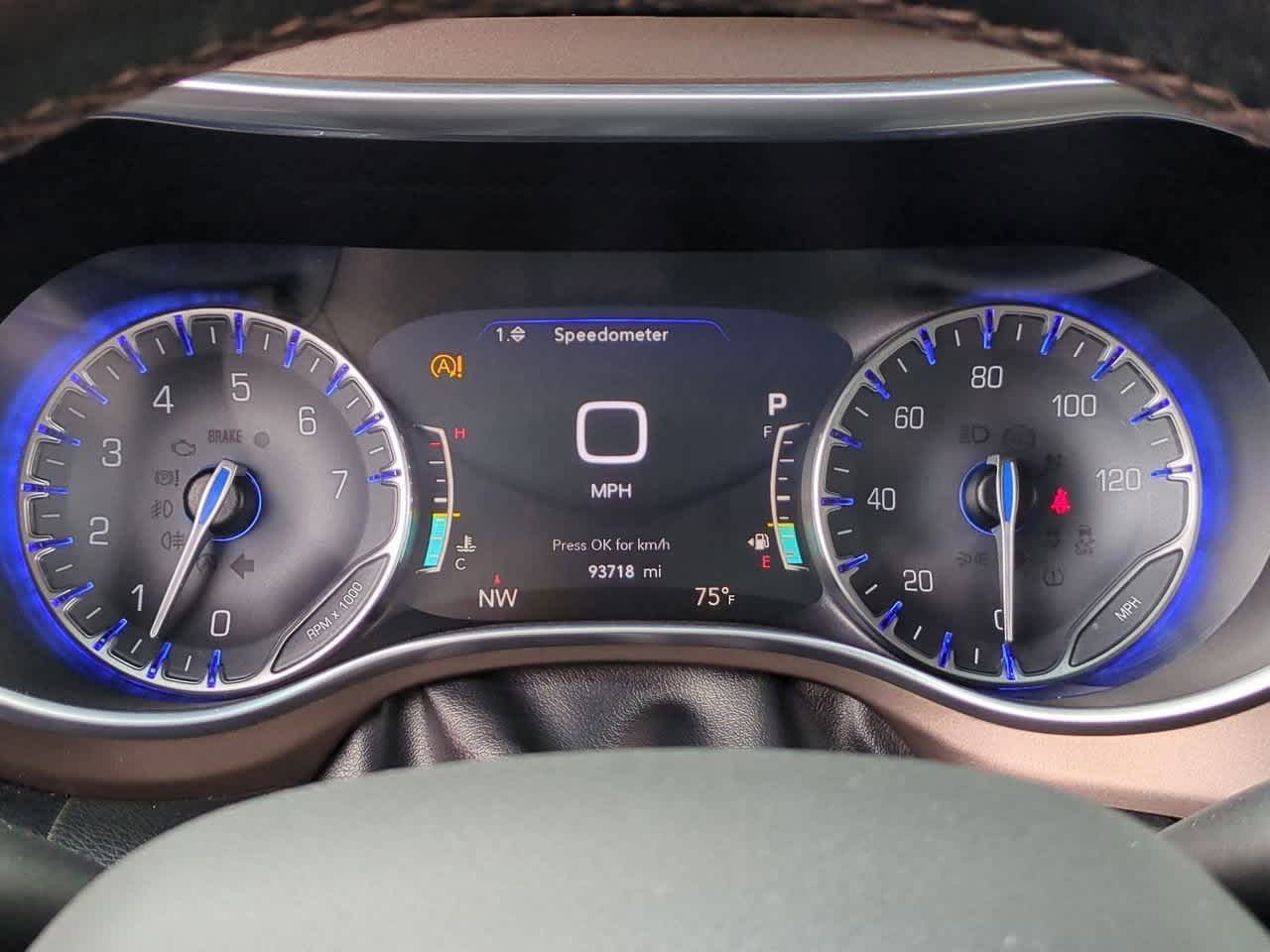 2018 Chrysler Pacifica  31