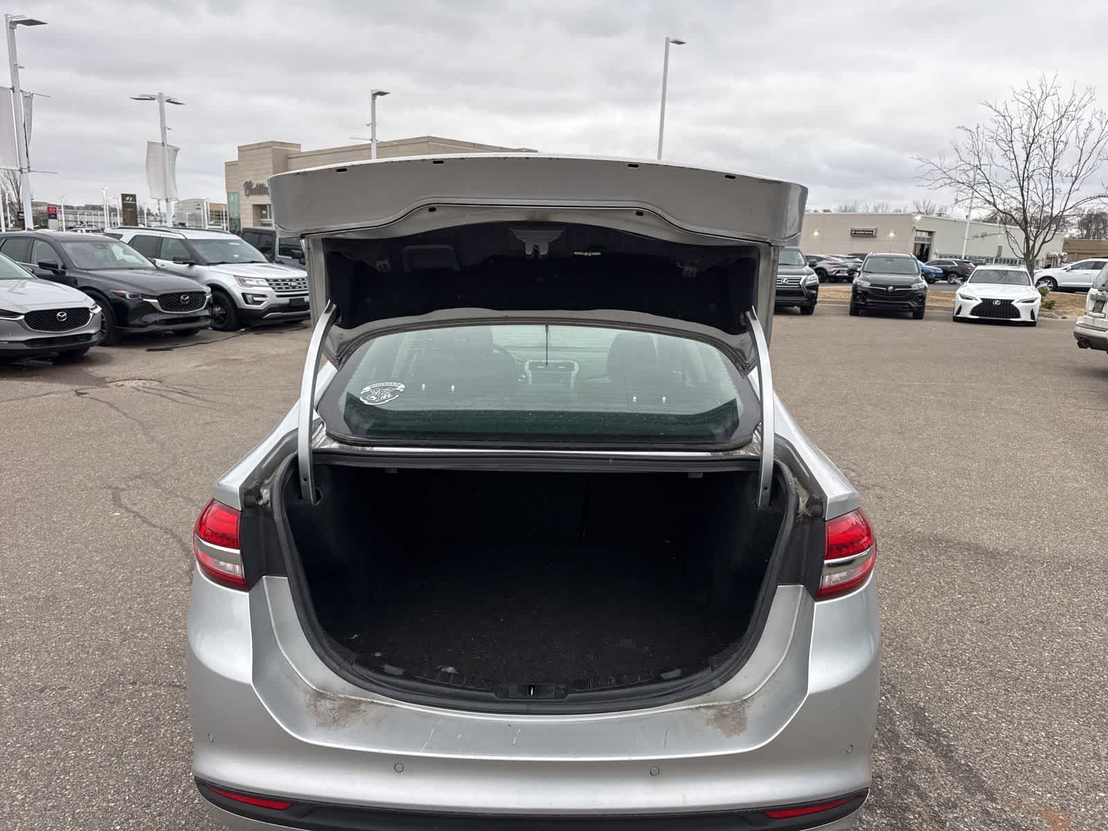 Thumbnail: 2017 Ford Fusion - 22