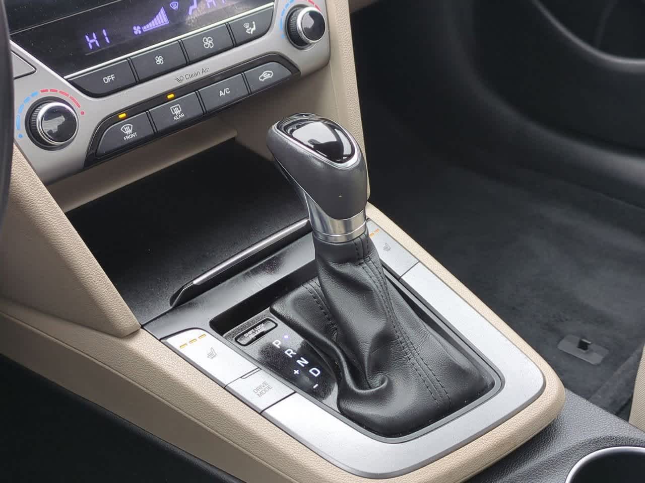 Thumbnail: 2017 Hyundai Elantra - 30