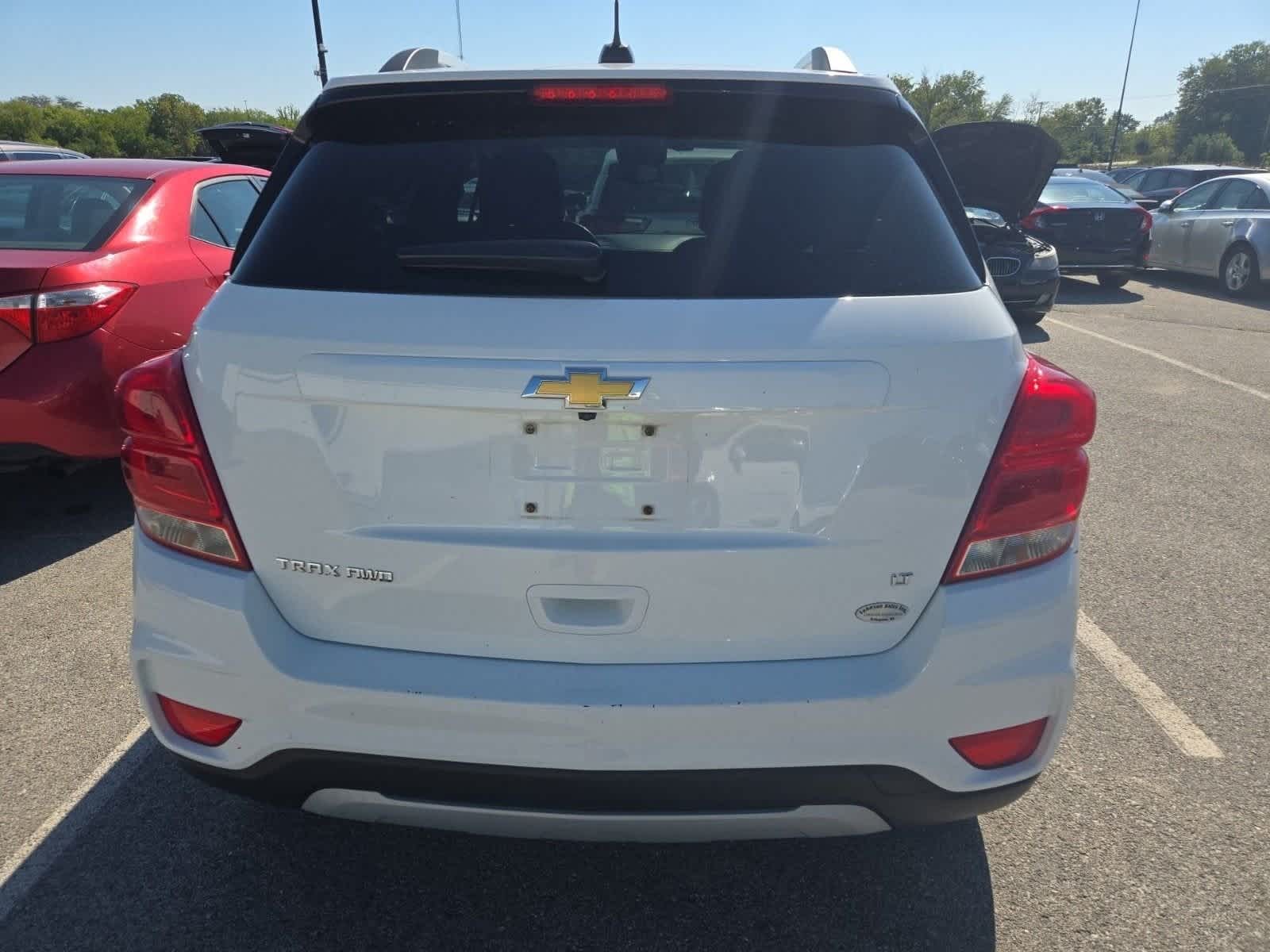Thumbnail: 2017 Chevrolet Trax - 4
